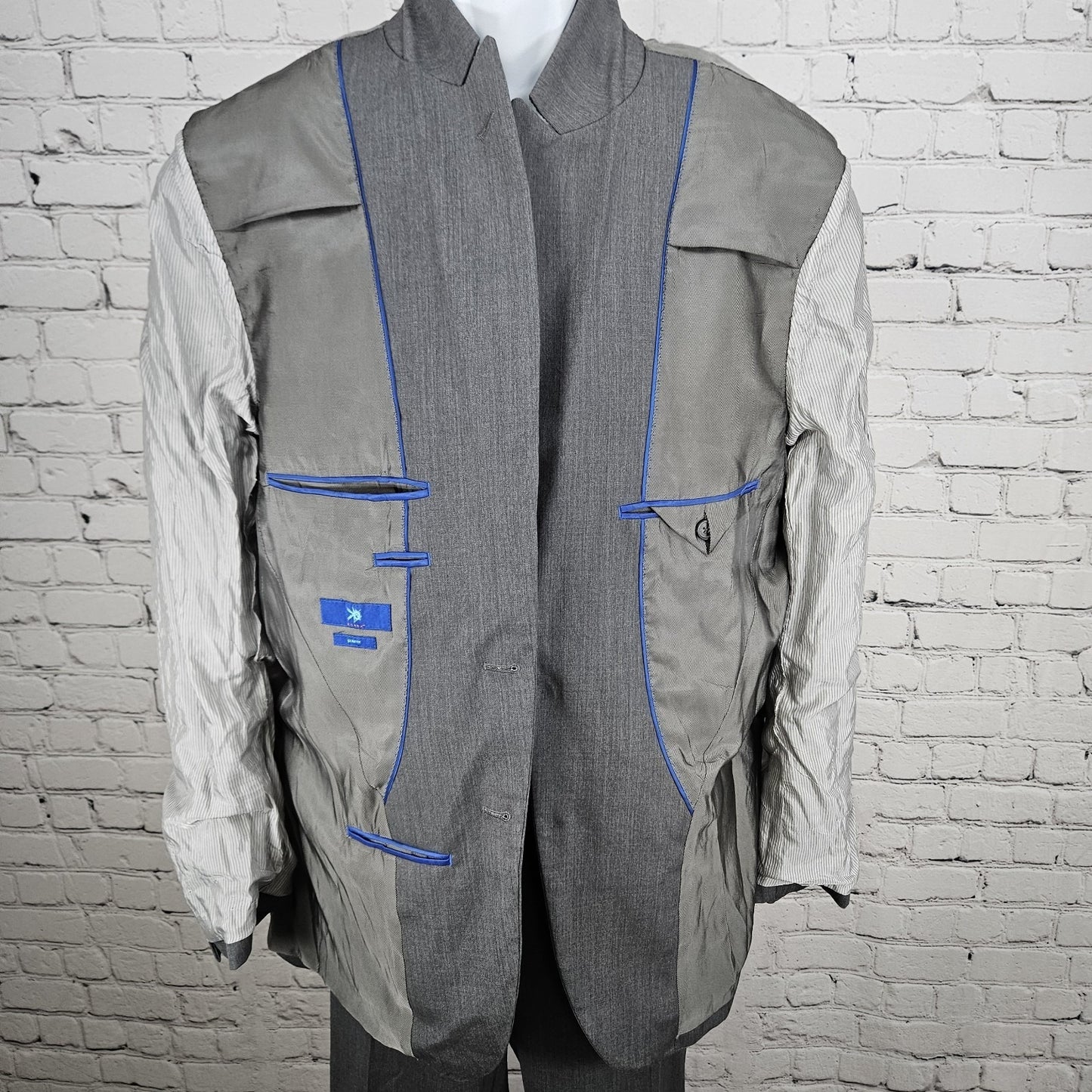 Egara Grey 100% Wool Full Suit Set 2 Piece Peak 2 Button Slim Fit Blazer 44L/38