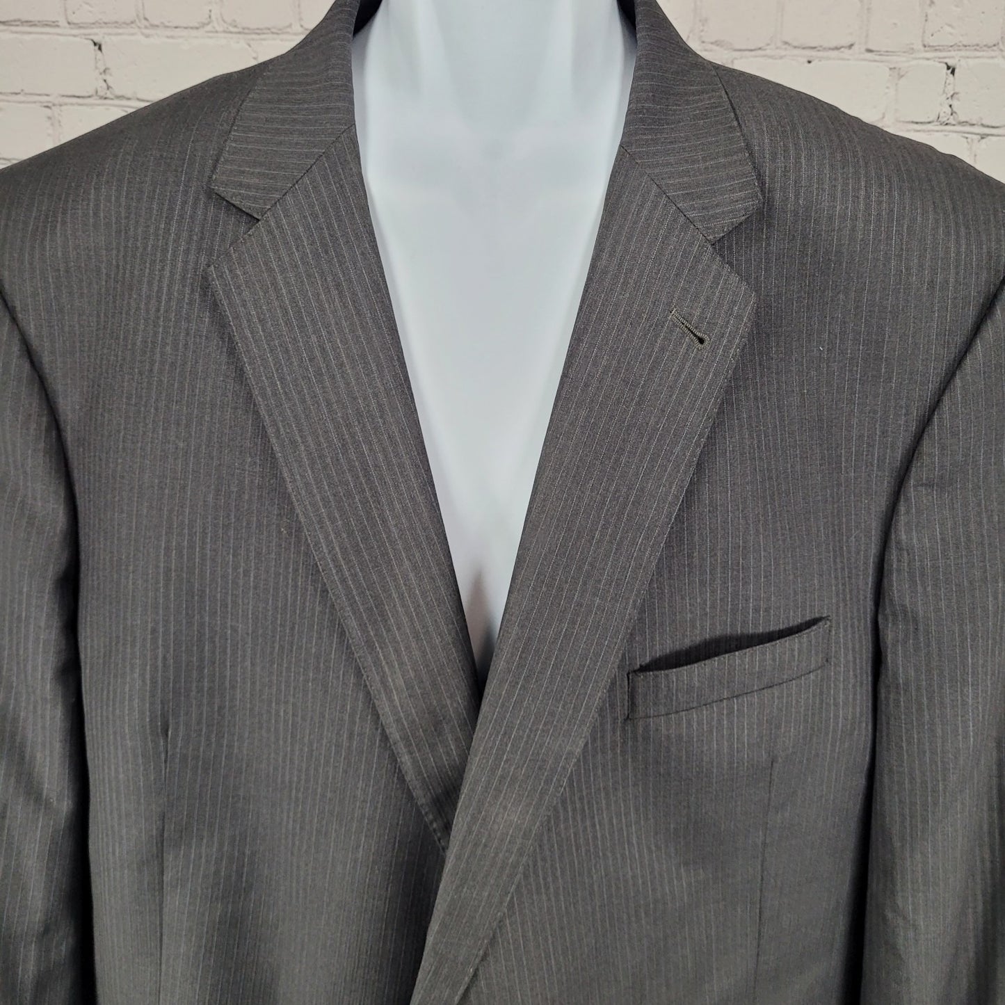 Jos A Bank Signature Gold Gordon Grey Pinstriped Suit Jacket 52L Pants 48x30