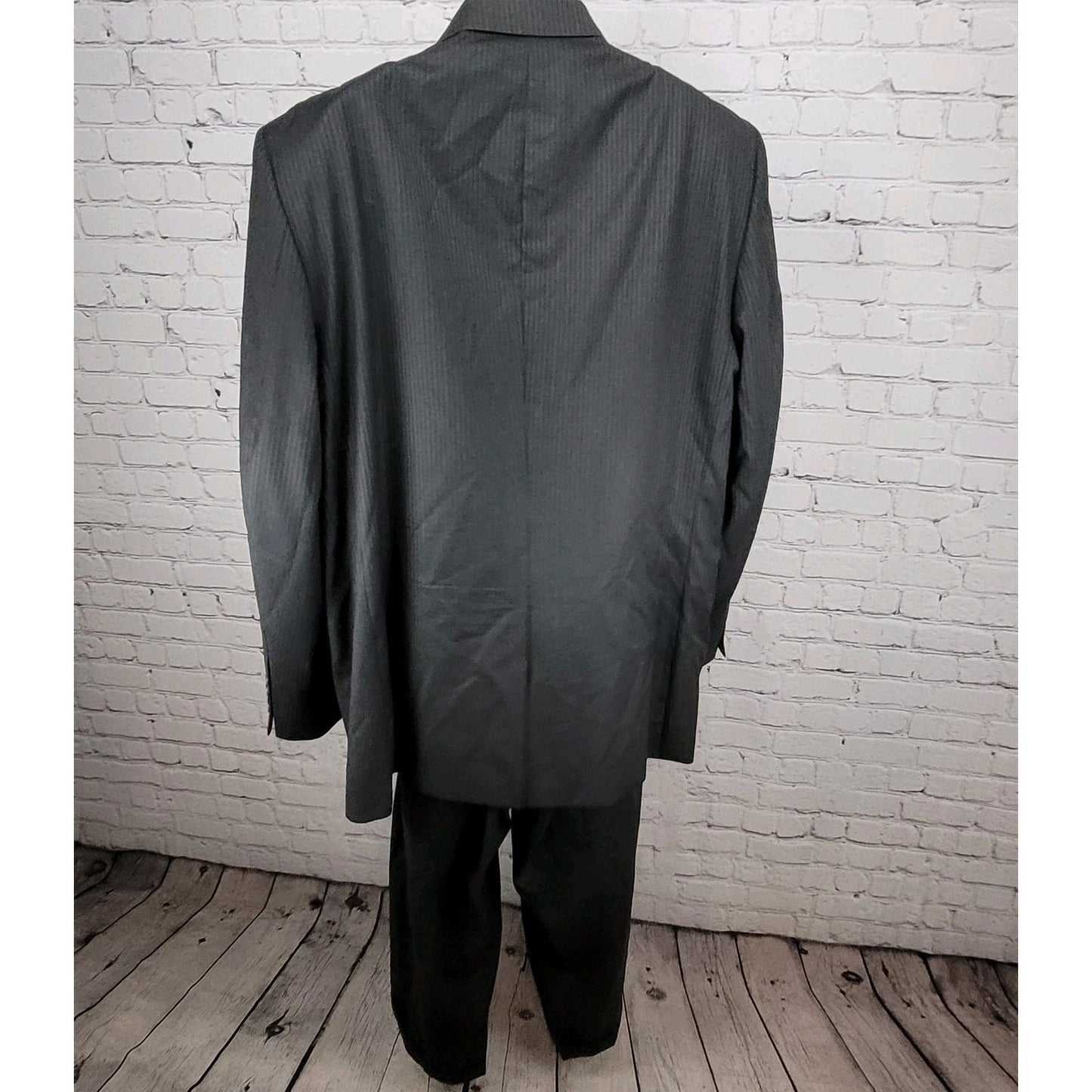 Jos A Bank Signature Gold Gordon Grey Pinstriped Suit Jacket 52L Pants 48x30