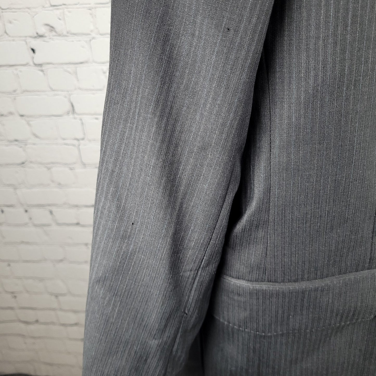 Jos A Bank Signature Gold Gordon Grey Pinstriped Suit Jacket 52L Pants 48x30