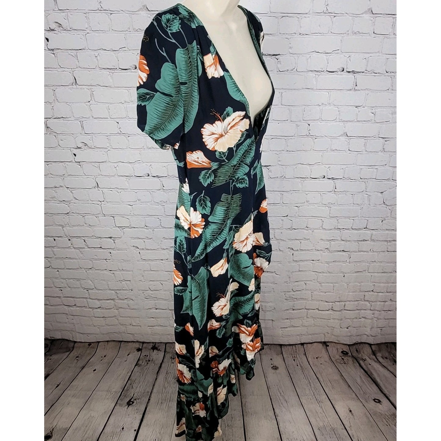 XIX PALMS Navy Hawaiian Floral Short Sleeve Wrap Hi Low Maxi Dress Hawaii Size 3