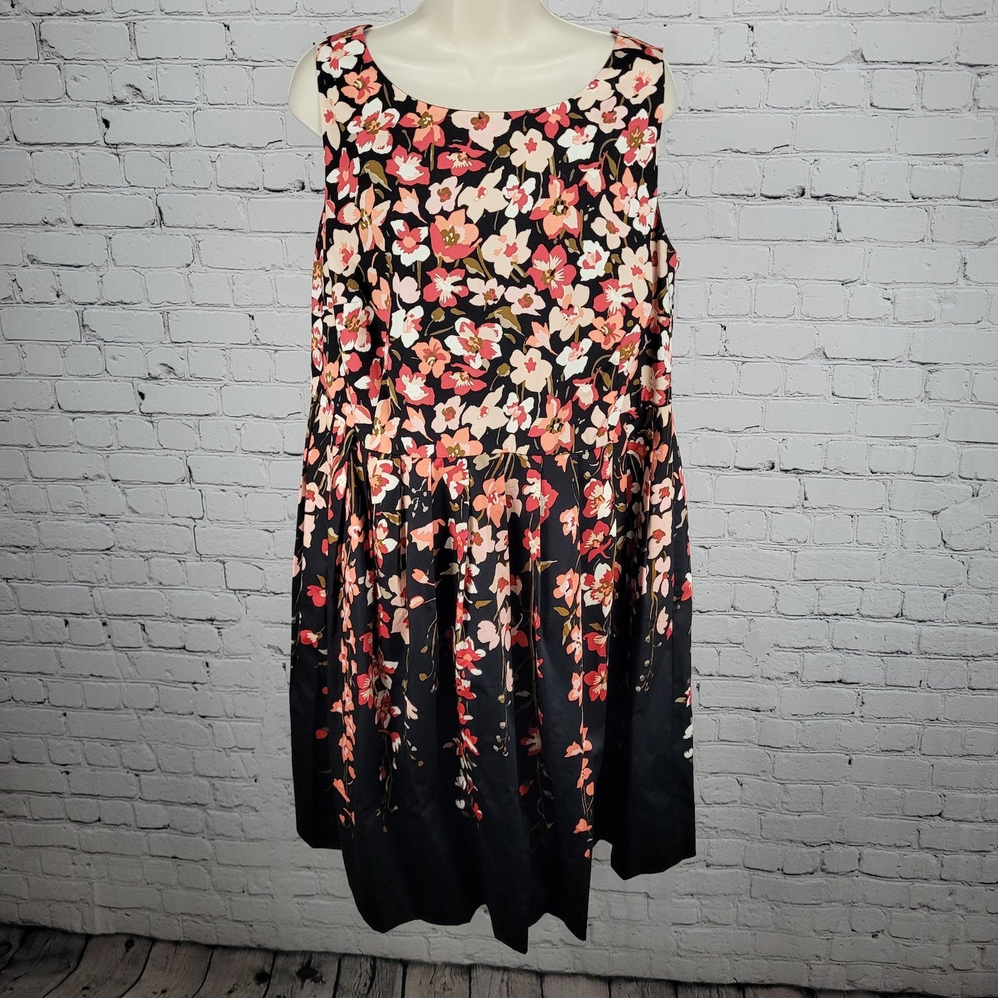 Talbots Black Multicolor Floral Sleeveless A-line Pleated Lined Midi Dress 14WP