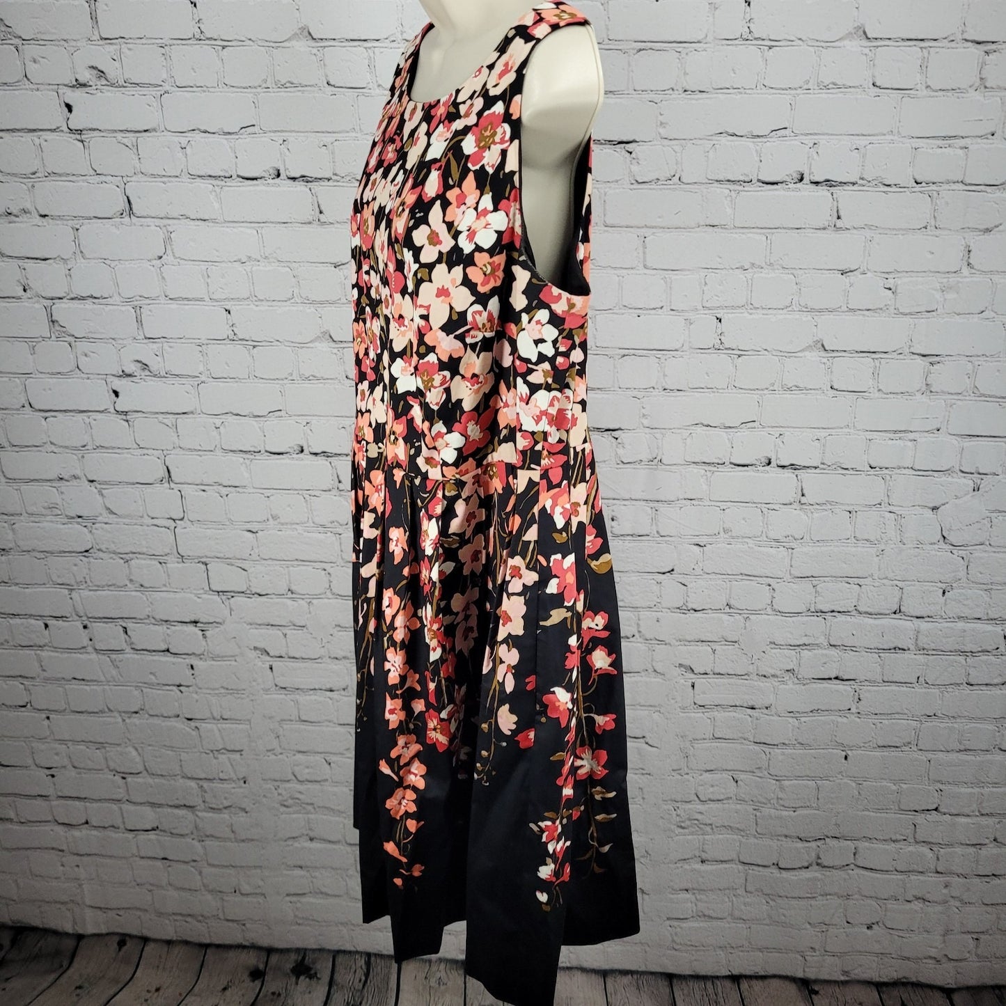 Talbots Black Multicolor Floral Sleeveless A-line Pleated Lined Midi Dress 14WP