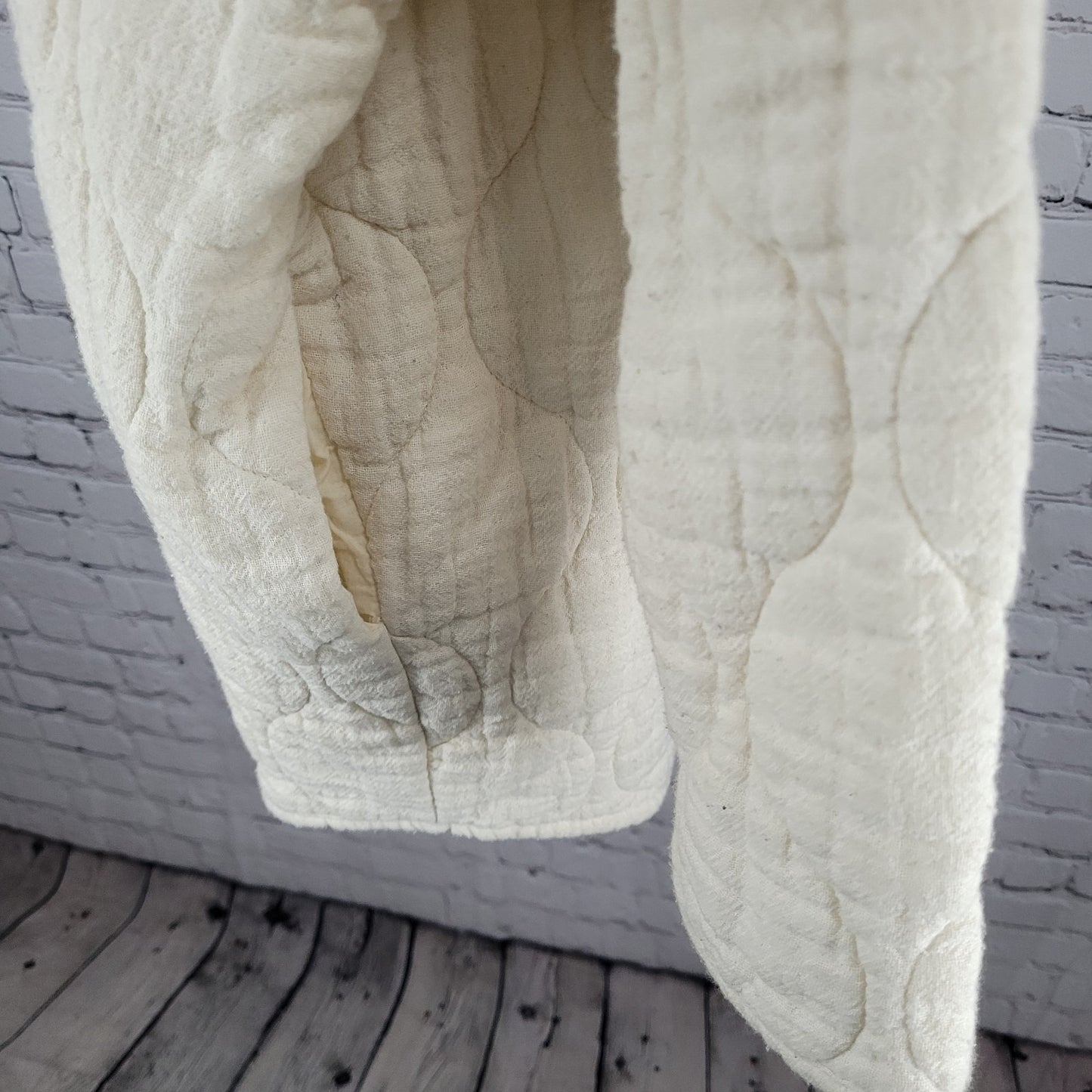 Zara Ivory Cream Quilted Cotton Buttoned Collarless Pockets Jacket Size Small S