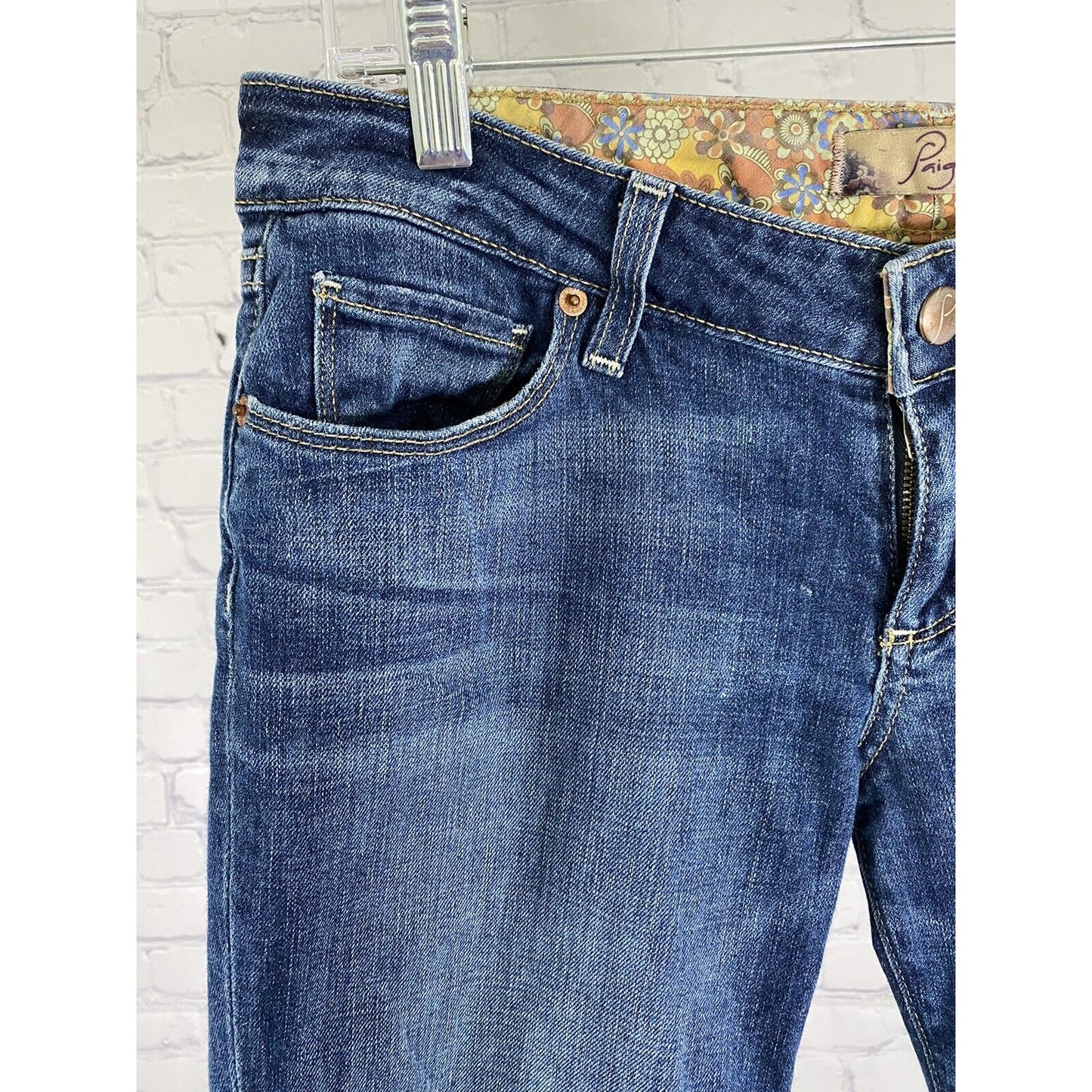 Paige Low Rise Medium Wash Blue Denim Venice Straight Leg Jeans (31x24.5)