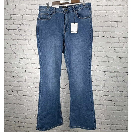 NWT Pieces Blue Jeans Flared Fit Hi-Rise Stretch Medium Wash Size US 14 (34x33)