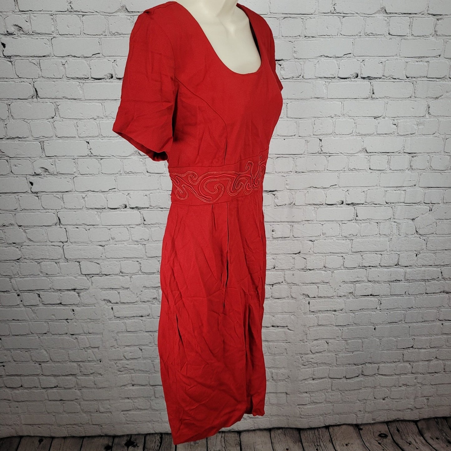 VTG John Roberts Red Embellished Waist Tie Short Sleeve Midi Dress USA Size 6