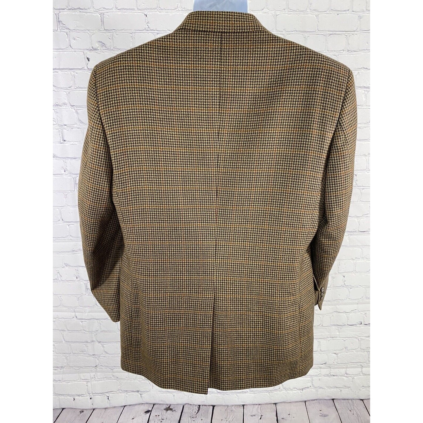 Jos A Bank 100% Wool Multicolor Houndstooth Plaid 2 Button Blazer Jacket 41R
