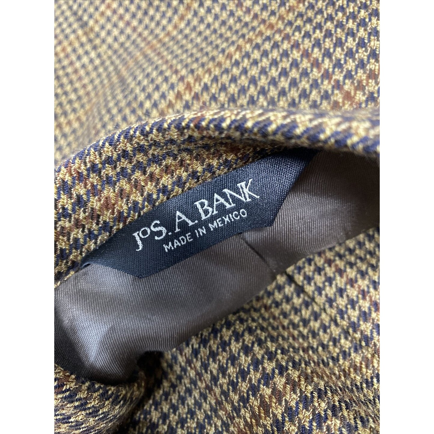 Jos A Bank 100% Wool Multicolor Houndstooth Plaid 2 Button Blazer Jacket 41R