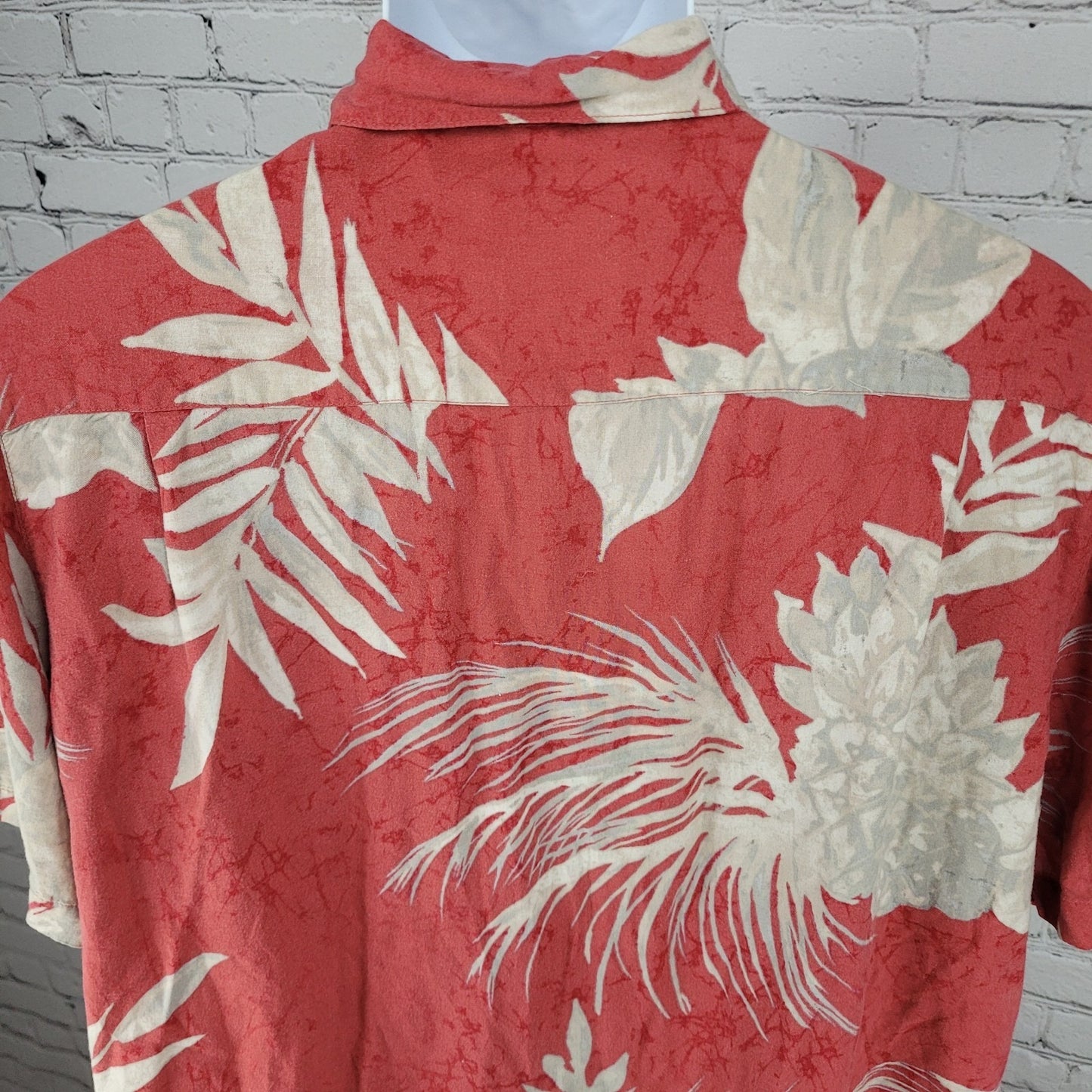 Hayana Jack's Cafe Muted Red Hawaiian Button Up Short Sleeve Shirt Size Large L