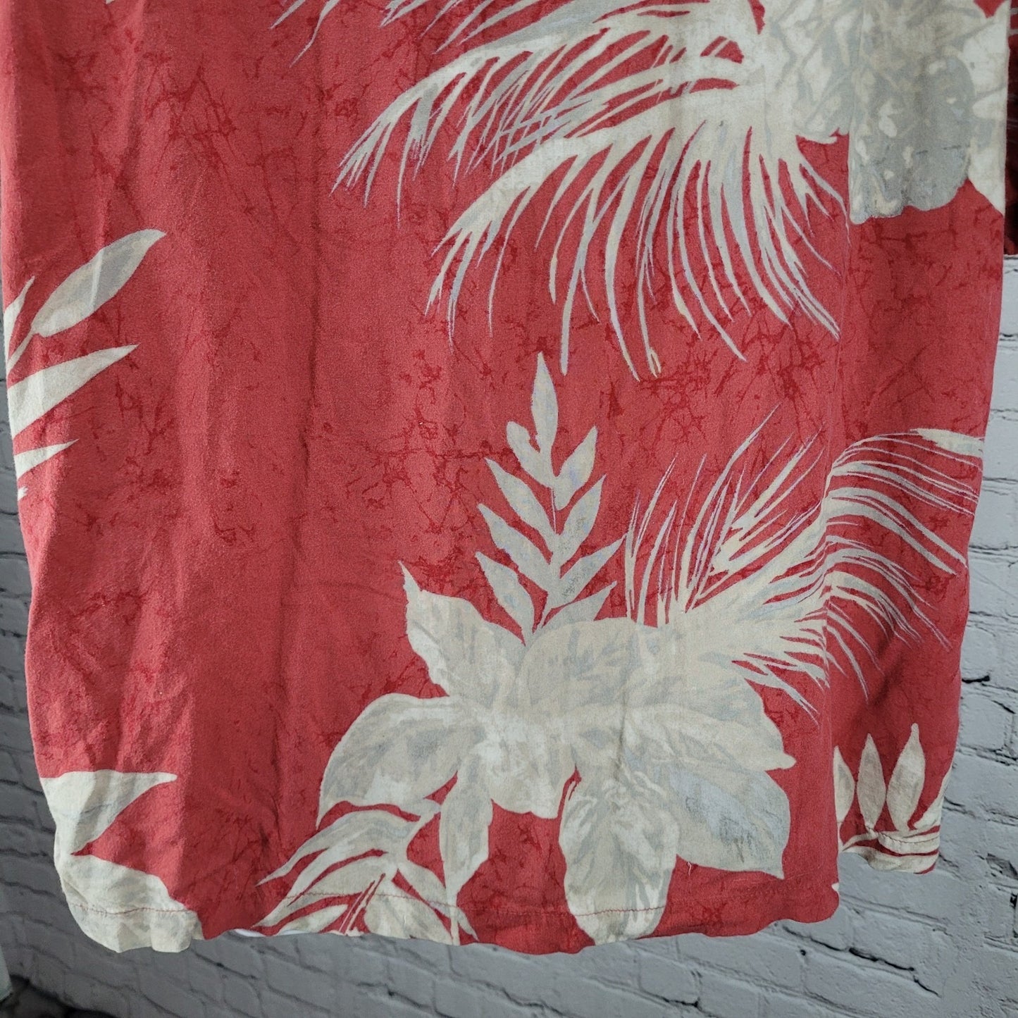 Hayana Jack's Cafe Muted Red Hawaiian Button Up Short Sleeve Shirt Size Large L