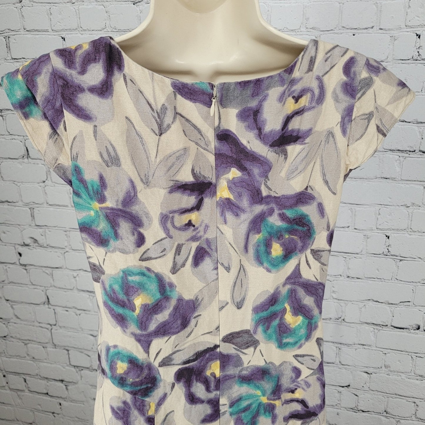 VTG Laura Ashley Tan & Purple Floral Cap Short Sleeve Lined Sheath Dress Size 9