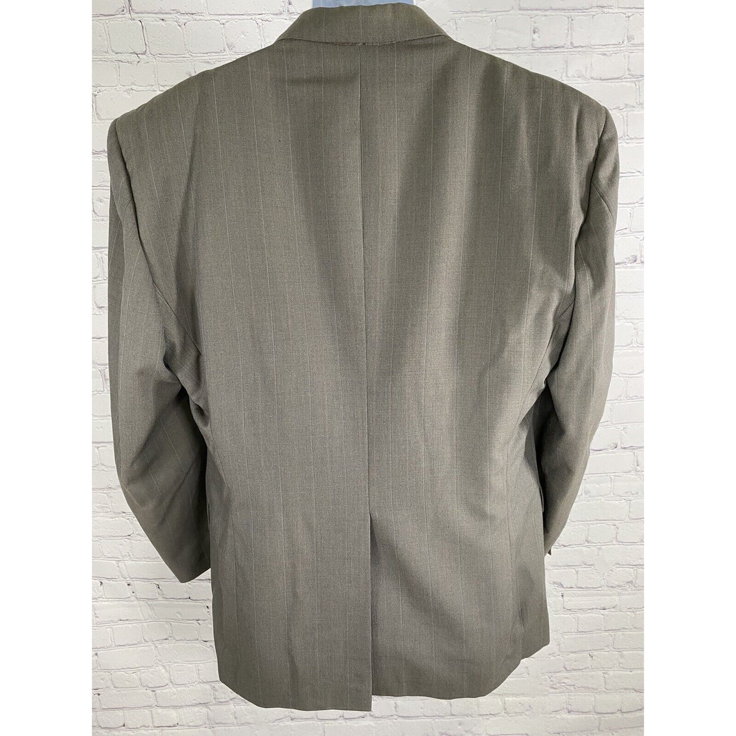 VTG Stafford Gray Two Button Coat Blazer Jacket Windowpane Striped 46R