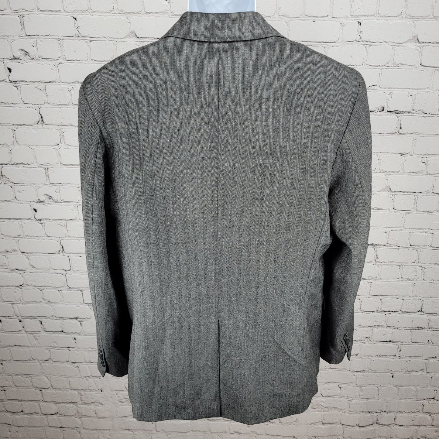 Barneys New York Grey 100% Wool Herringbone Blazer Italy Made Size 52 US 42