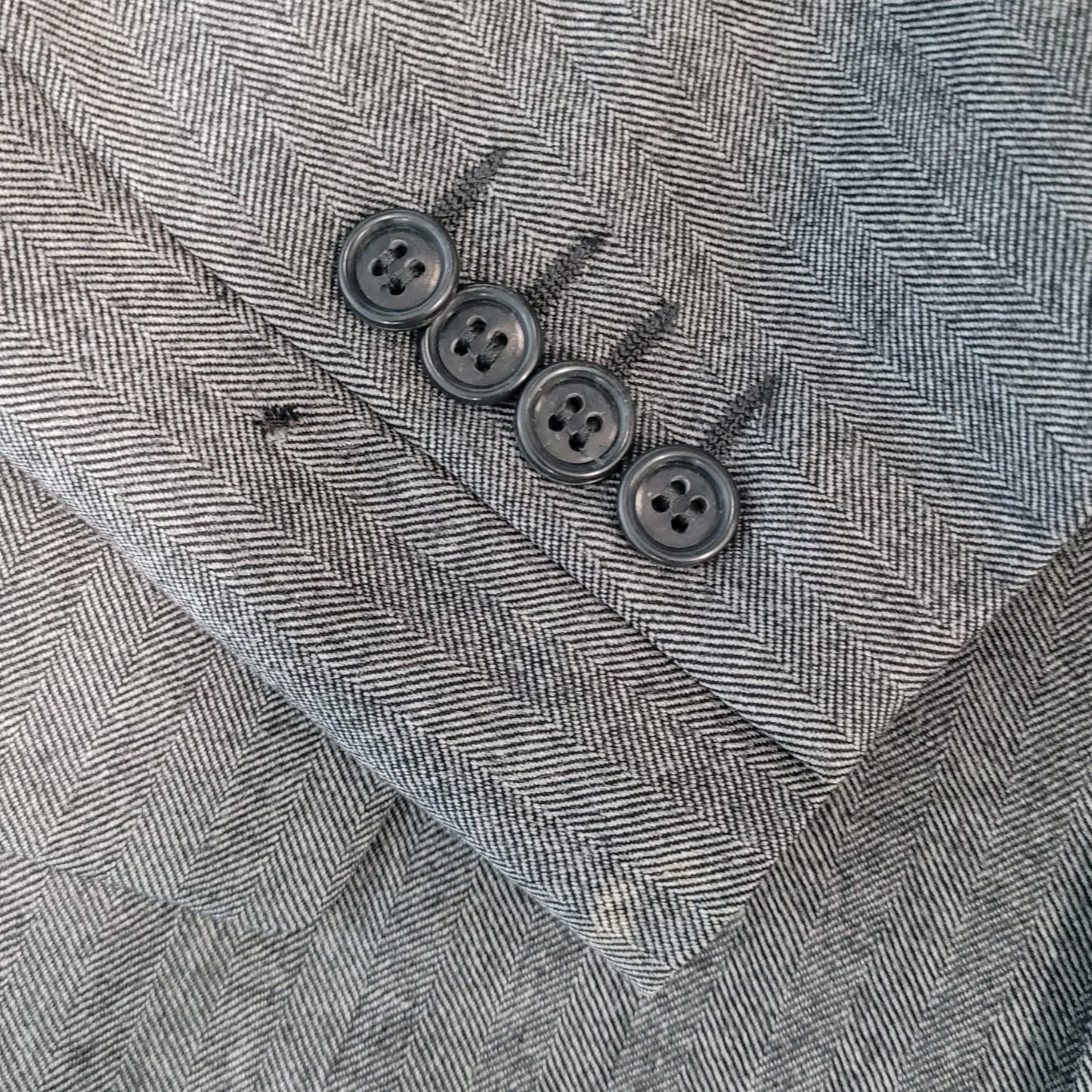 Barneys New York Grey 100% Wool Herringbone Blazer Italy Made Size 52 US 42