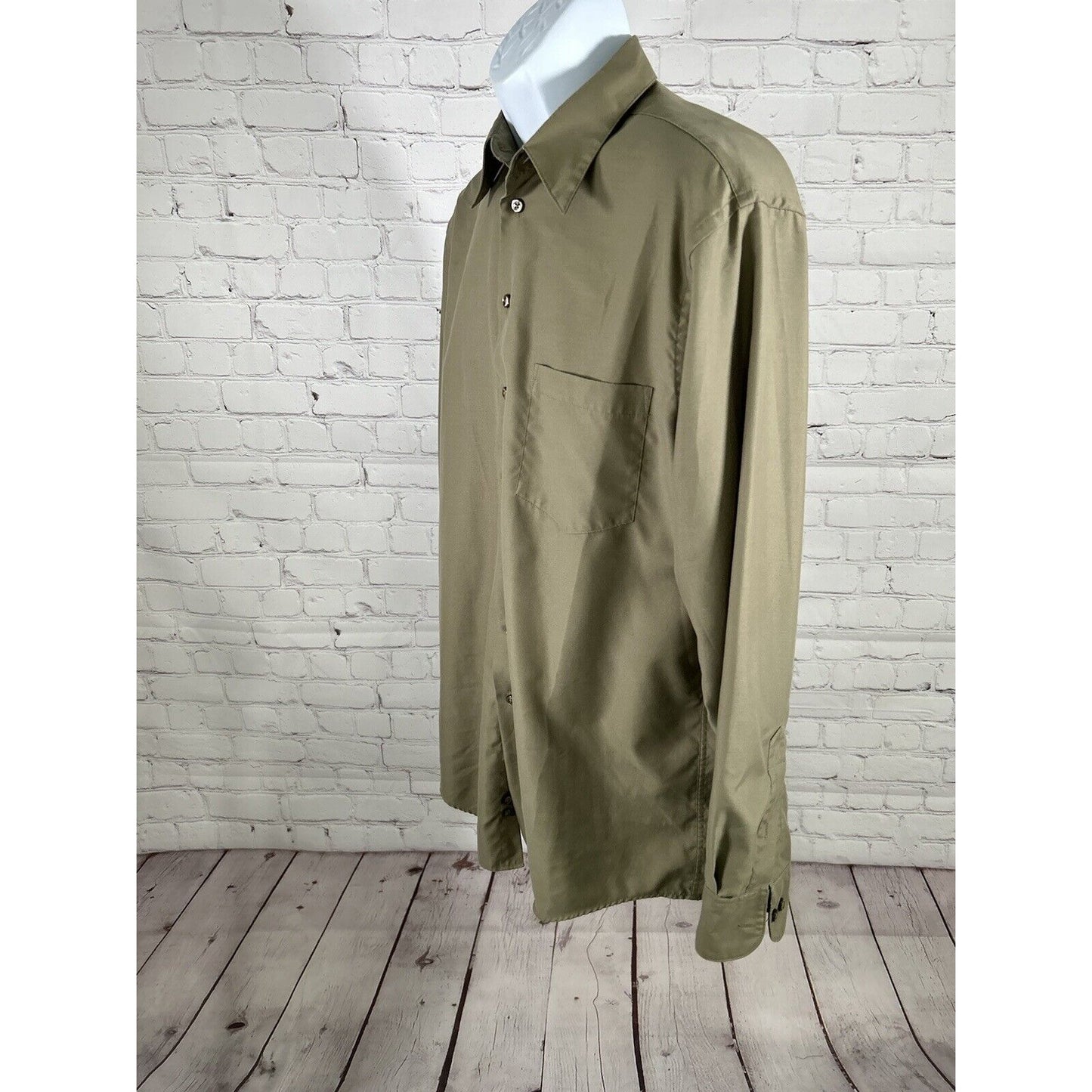 Murano Sueded Green Long Sleeve Collared Button Up Dress Shirt Men’s M