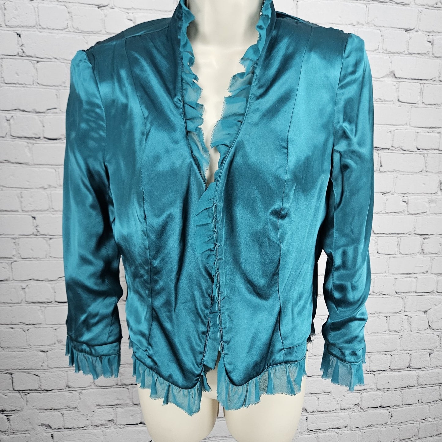 Carmen Marco Valvo Green Beaded Silk Lined Signature Ruffle 3/4 Sleeve Jacket 8
