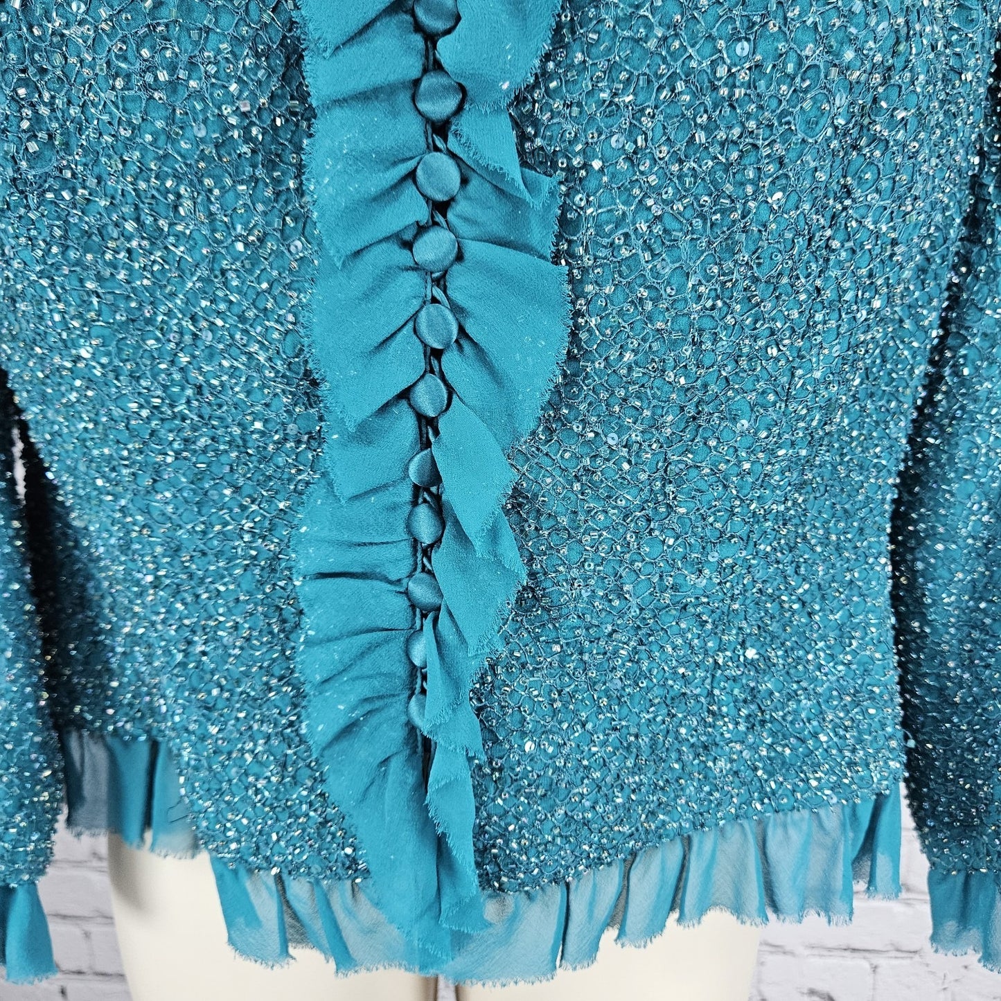 Carmen Marco Valvo Green Beaded Silk Lined Signature Ruffle 3/4 Sleeve Jacket 8