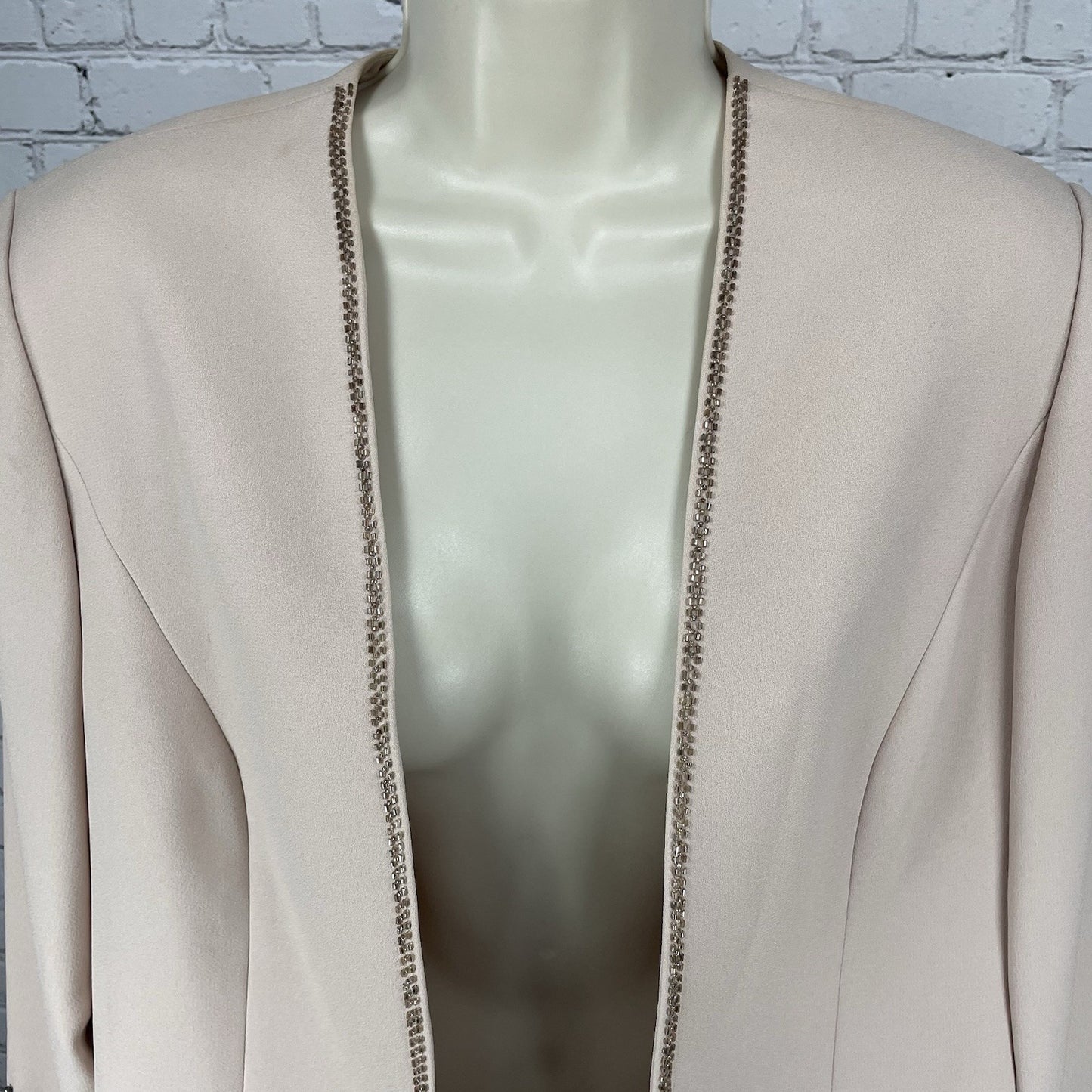 Karen Miller Beige Beaded Open Lined Shoulder Padded Cuff Accents Jacket Size 12