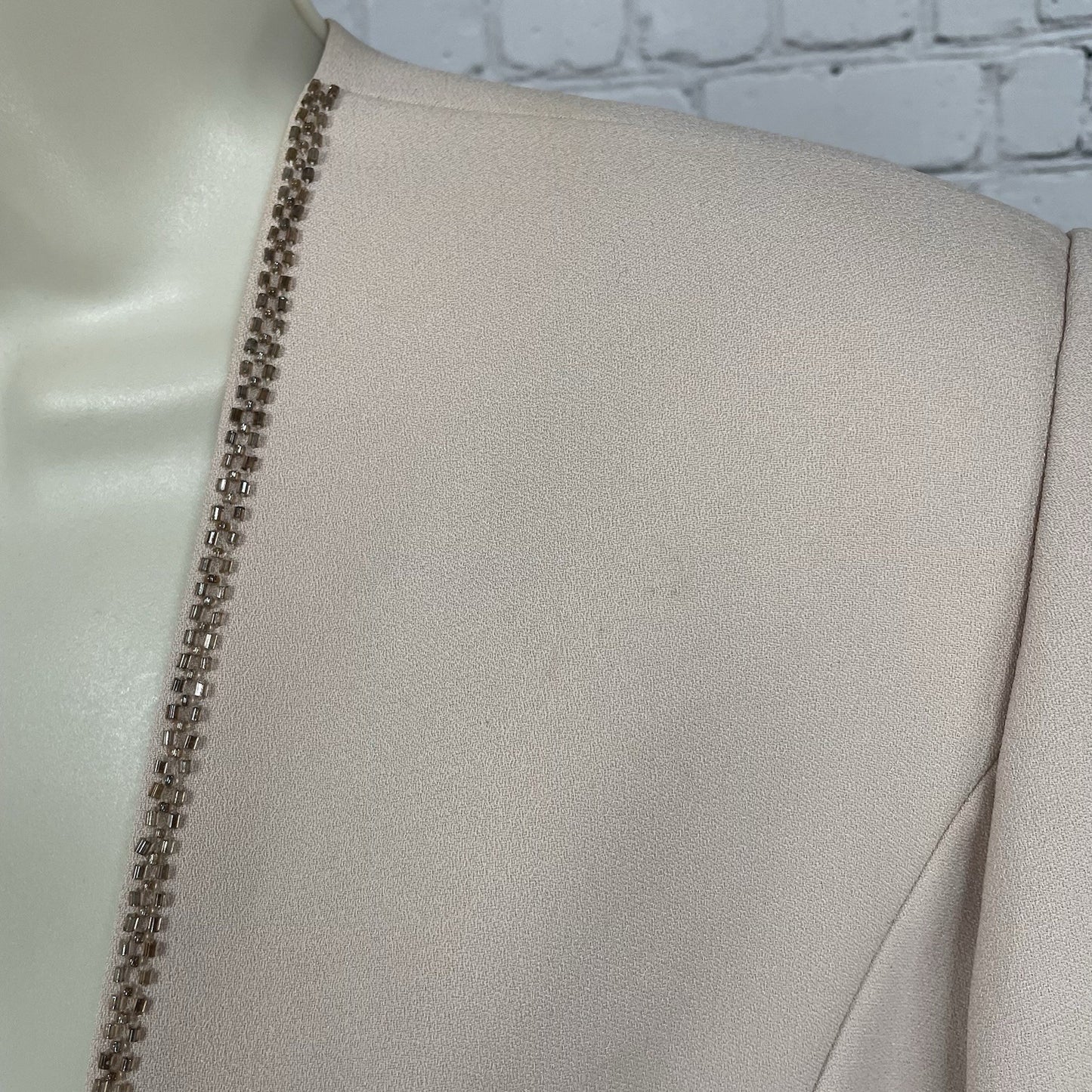 Karen Miller Beige Beaded Open Lined Shoulder Padded Cuff Accents Jacket Size 12