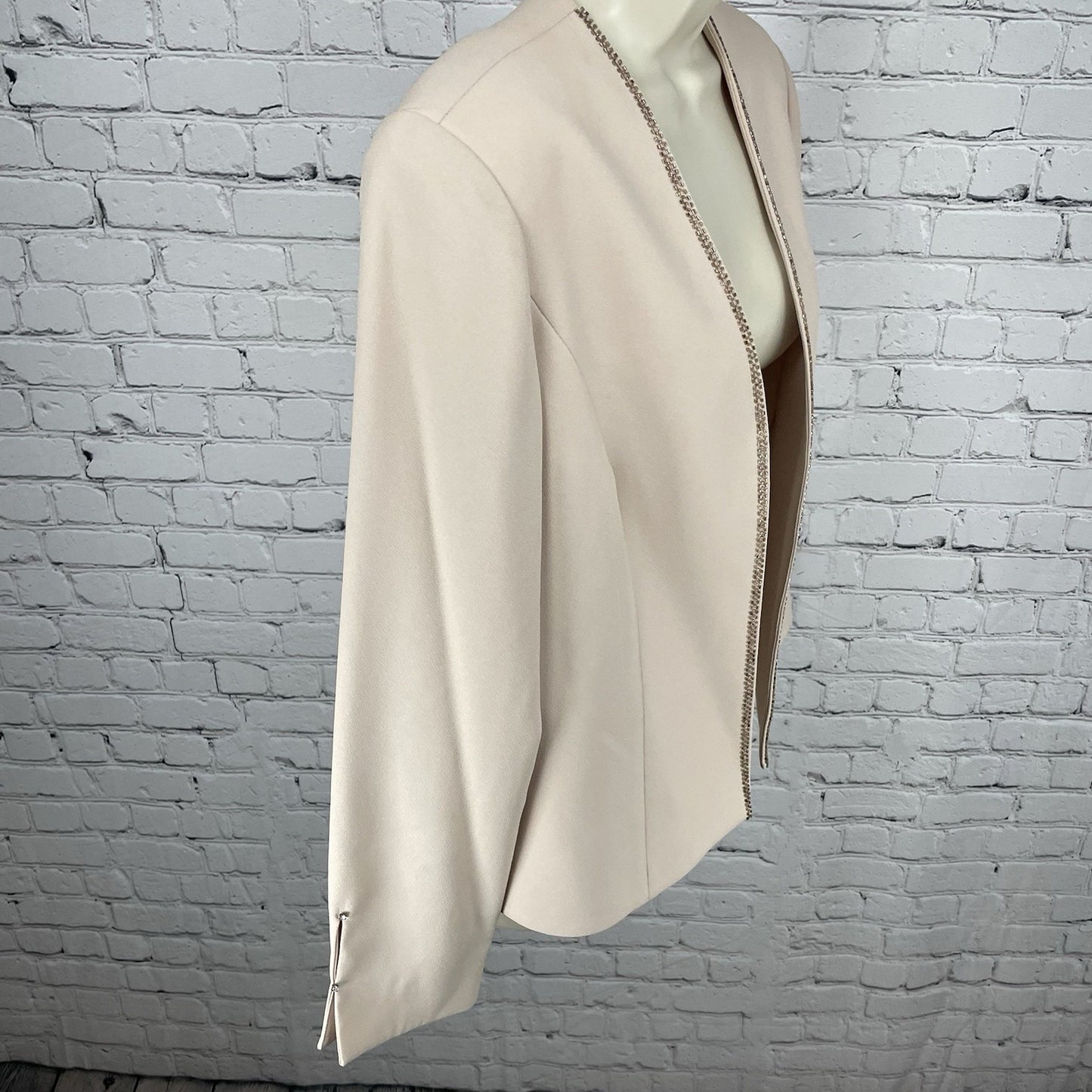 Karen Miller Beige Beaded Open Lined Shoulder Padded Cuff Accents Jacket Size 12