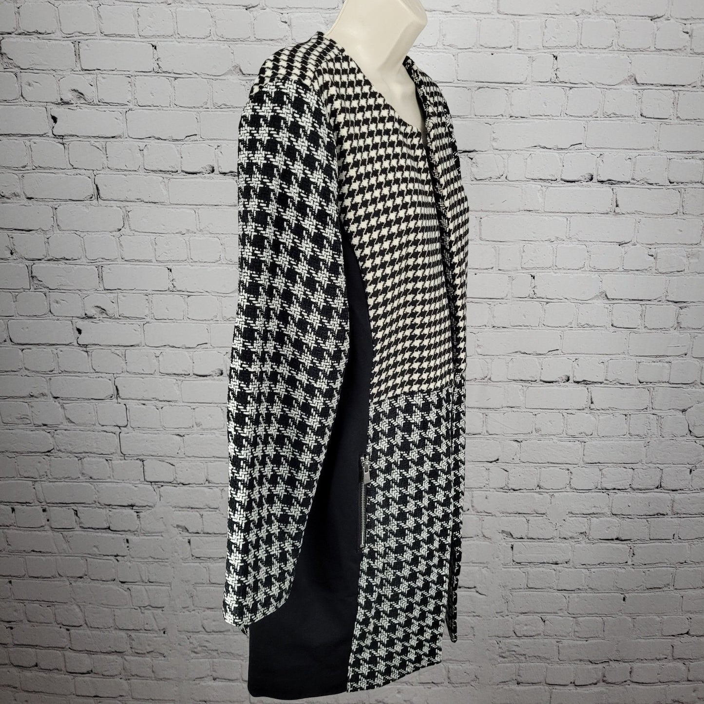 Chico's Black White Ivory Houndstooth Open Collarless Lined Jacket 1 US 8/10