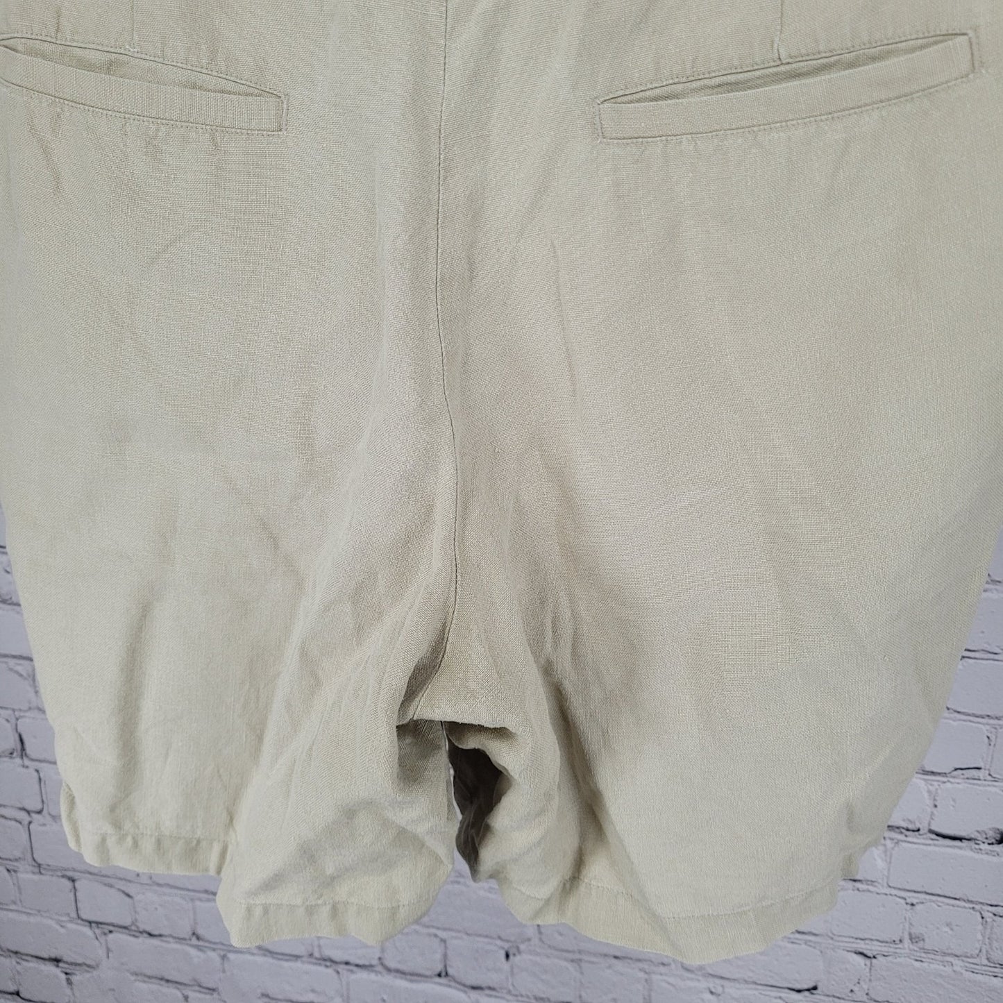 Brandini Beige 100% Linen Pleated Breathable Chino Shorts Size 33 (33x7.5)