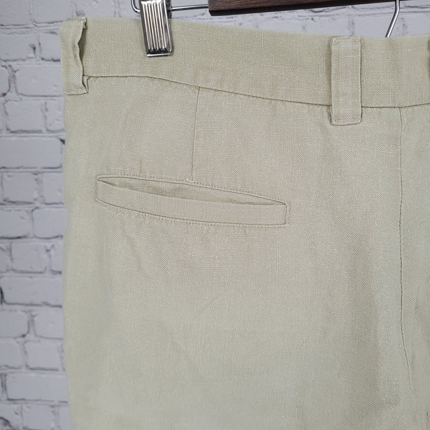 Brandini Beige 100% Linen Pleated Breathable Chino Shorts Size 33 (33x7.5)