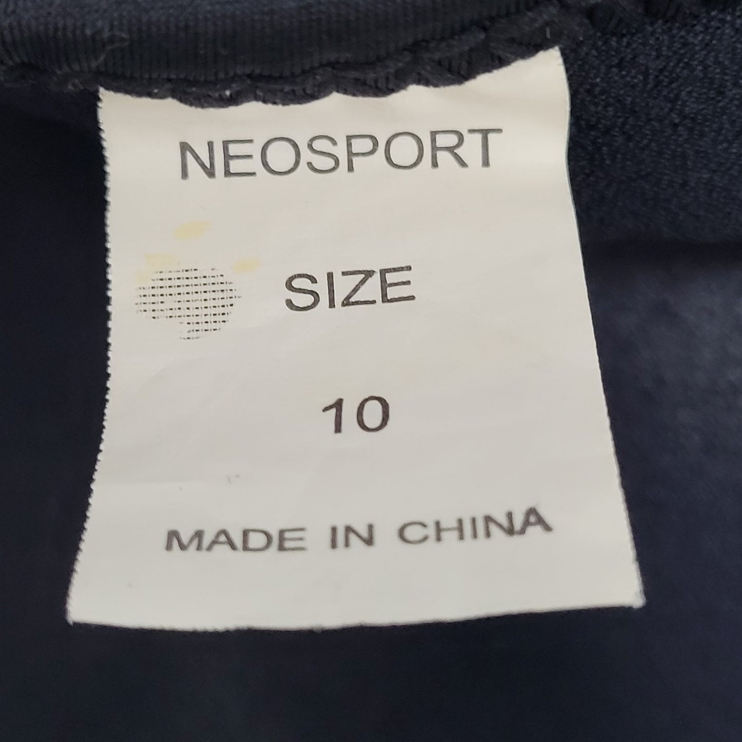 Neosport Black 1.5mm XSPAN Stretch Pullover Short Sleeve Wetsuit Top Size 10