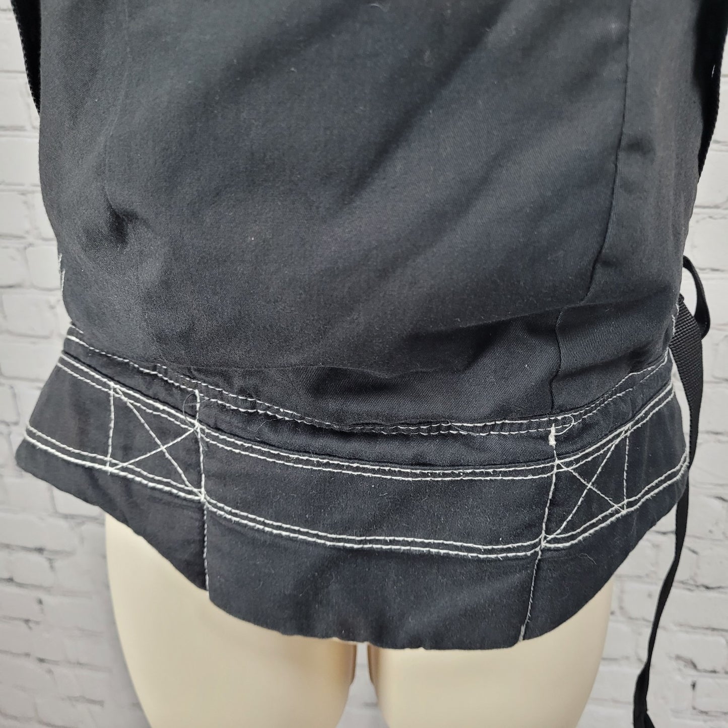 VTG Ergobaby Black Adjustable Infant Carrier Baby wearing