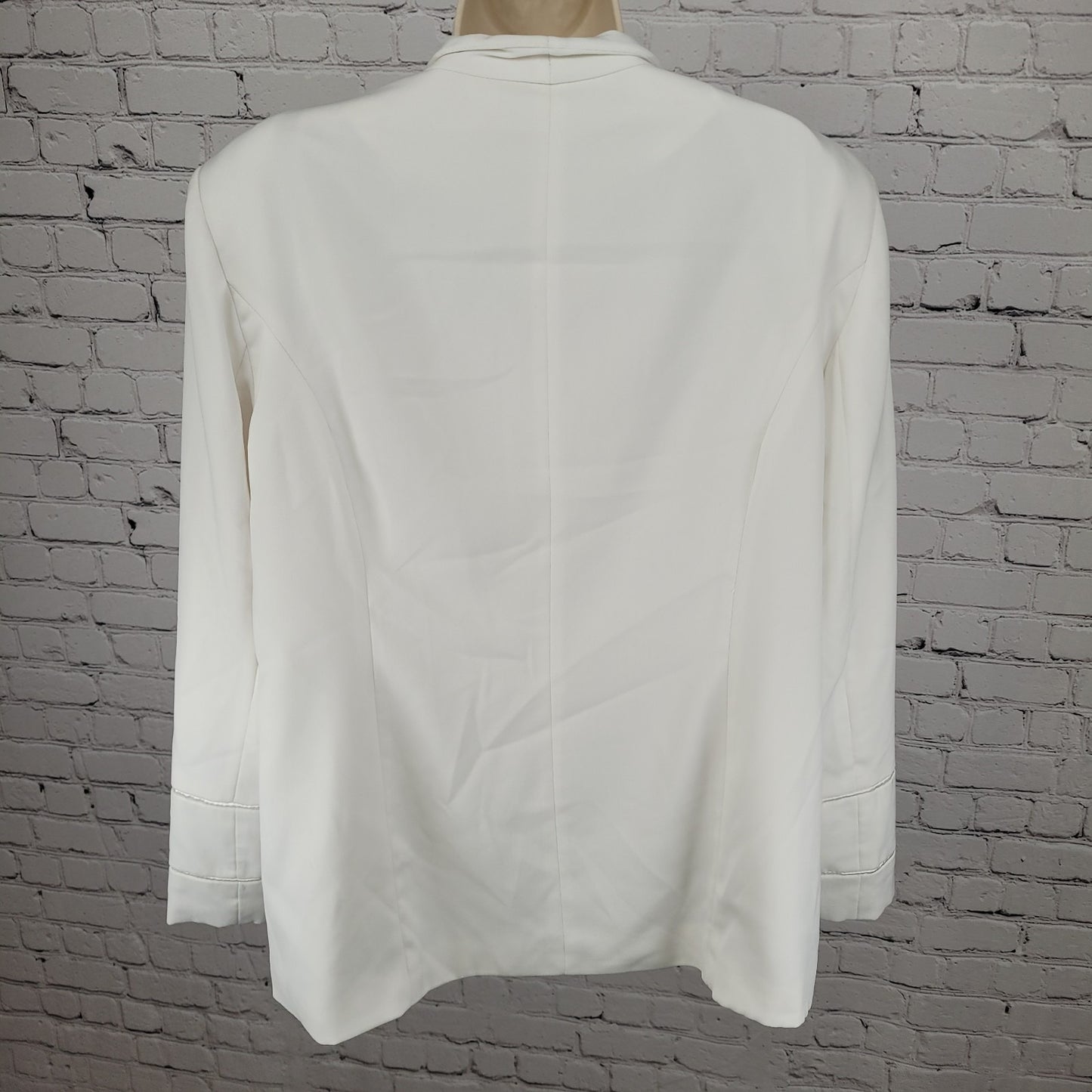 G.M.I. White Stretch Lined Satin Accents Long Sleeve Blazer Jacket Size 16