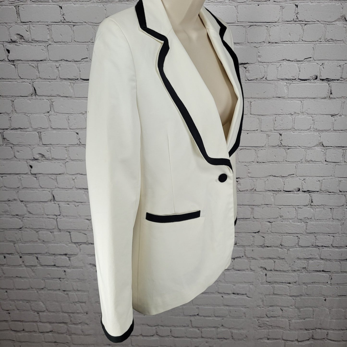 William Rast Ivory & Black 1 Button Double Vented Blazer Jacket Size Small S