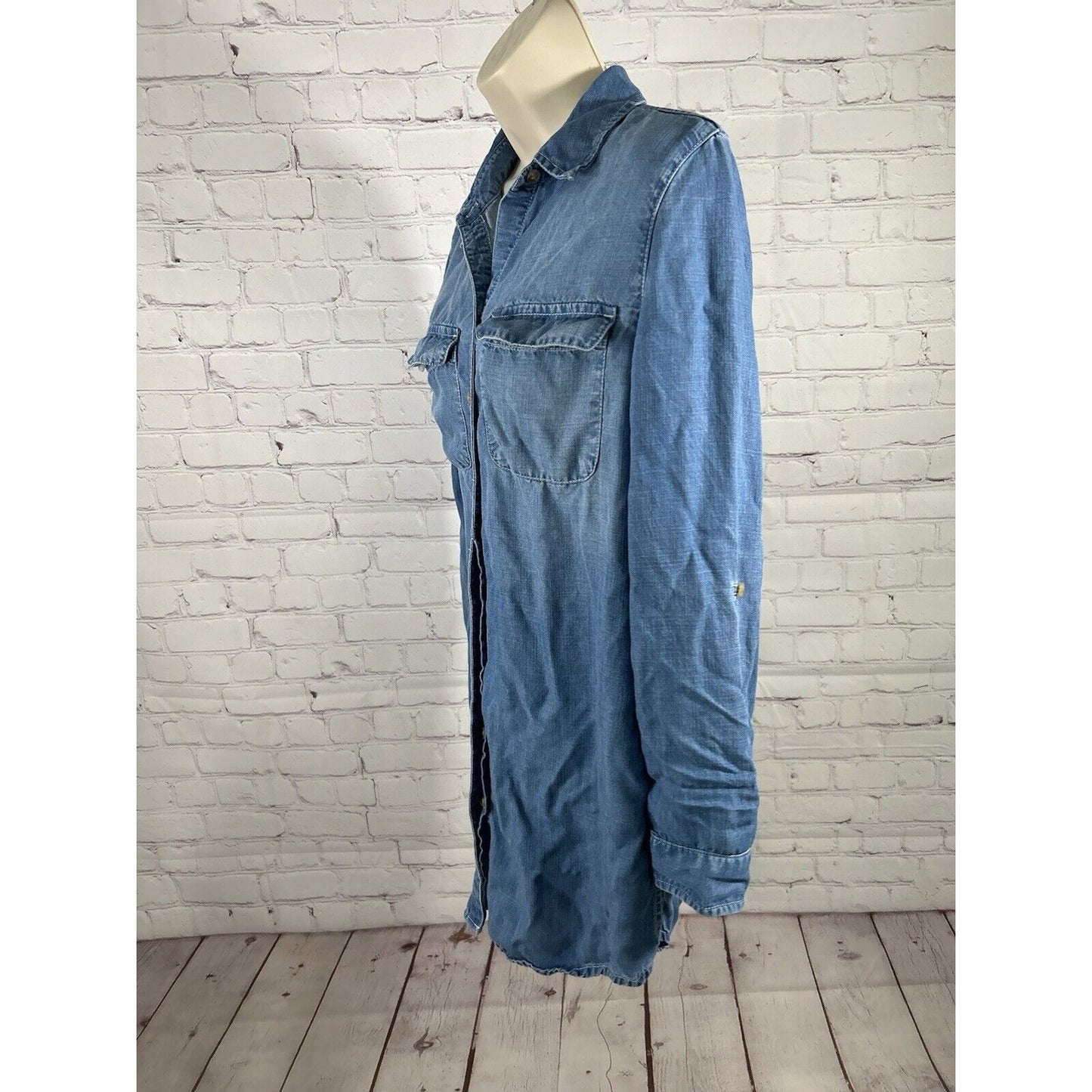Chico’s Light Wash Button Up Roll Tab Long Sleeve Tunic Lyocell Women’s XS