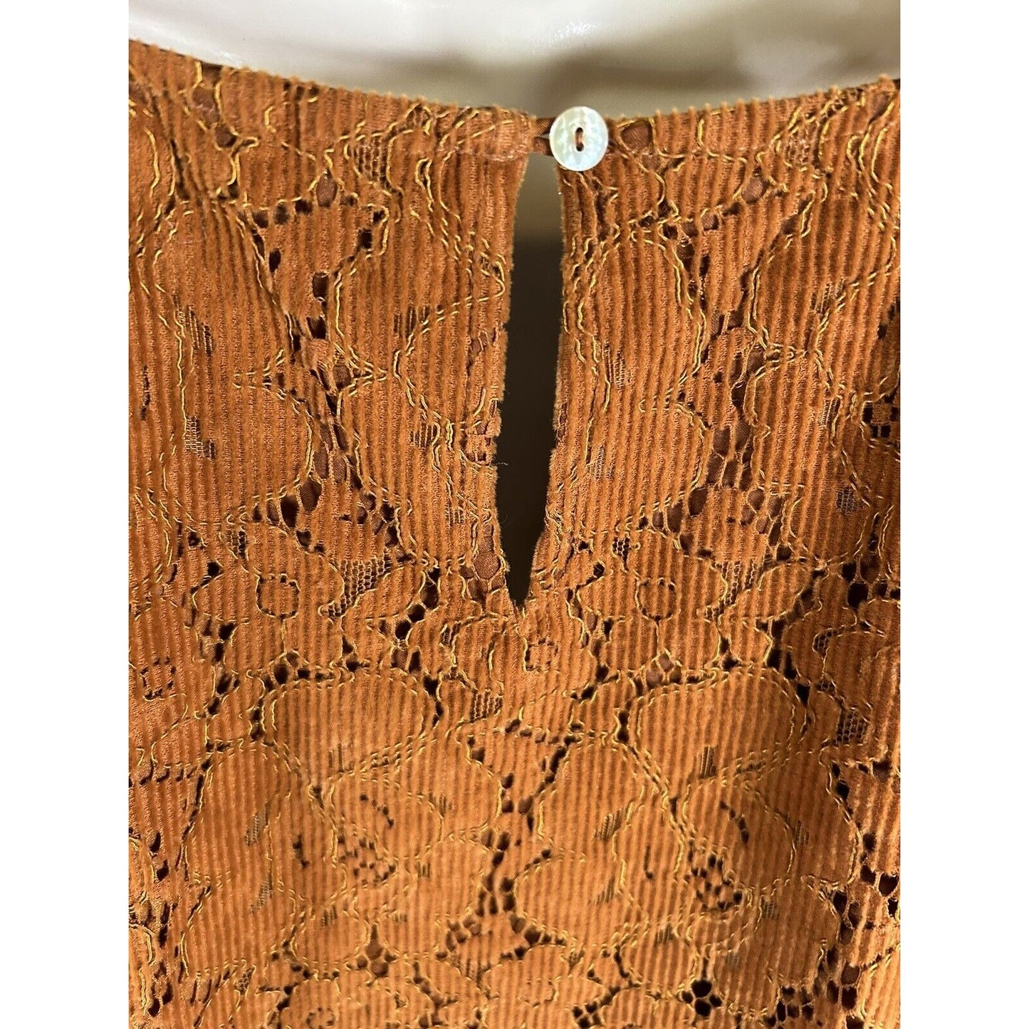Anthropologie’s Dolan Left Coast Burnt Orange Balloon Sleeve Corduroy Blouse S