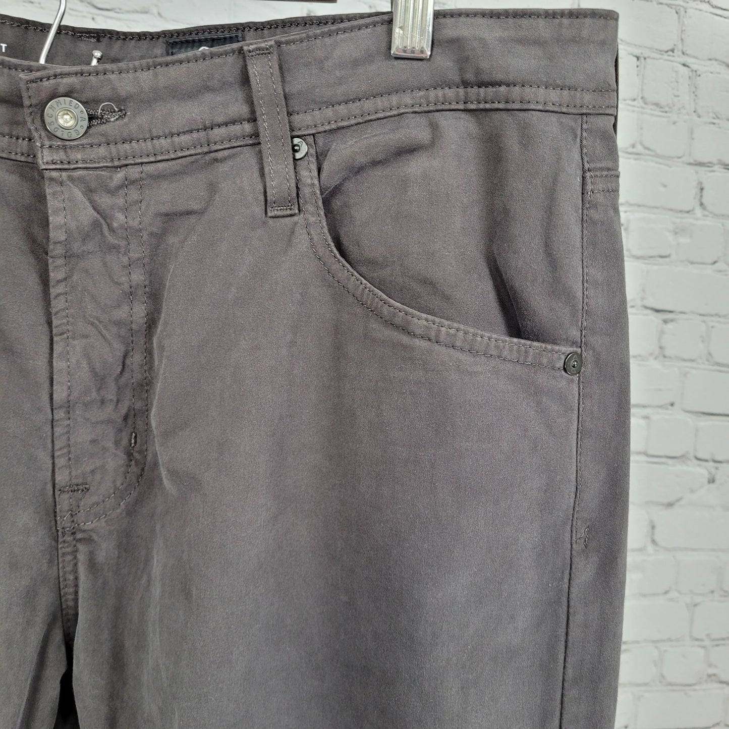 AG Adriano Goldschmied Grey Everett Slim Straight Soft Stretch Jeans Size 36x28