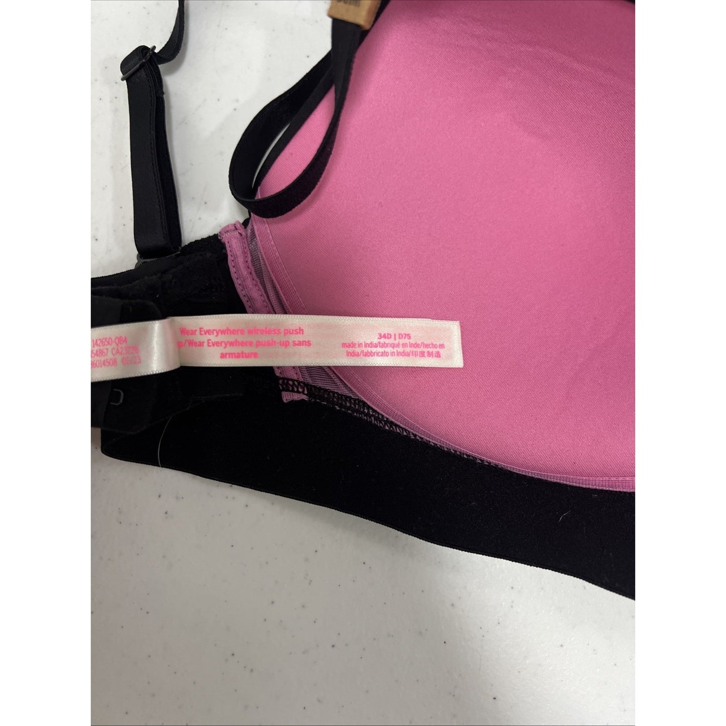 NWOT PINK Victorias Secret Black Wear Everywhere Push-up Wireless Padded Bra 34D