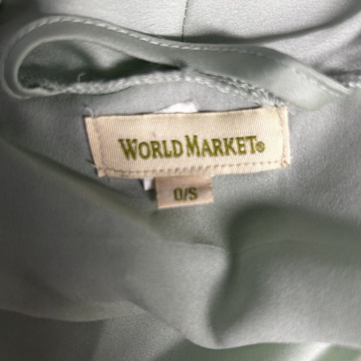World Market Green Embroidered Floral Lightweight Midi Robe Size 0/S One Size