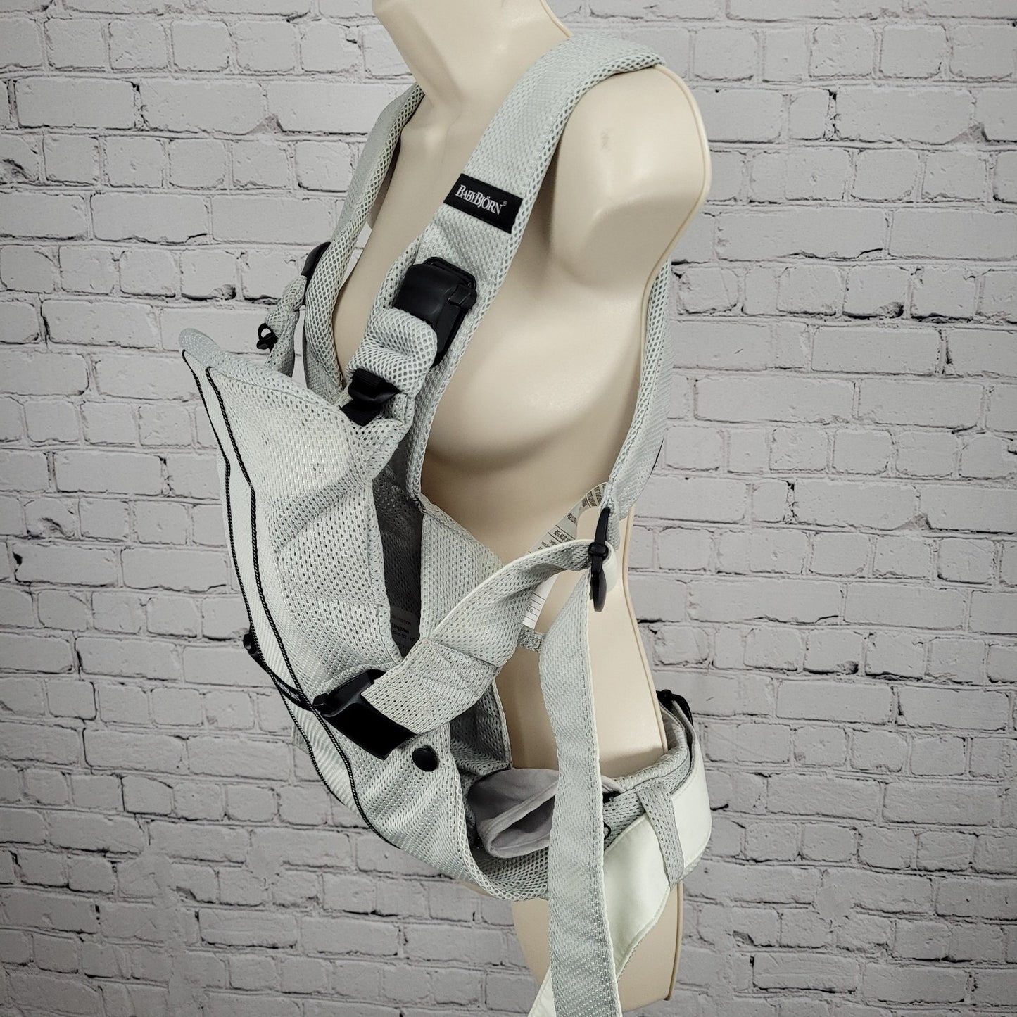 Baby Bjorn Grey Cotton Mesh Adjustable Baby Infant Child Carrier 8-33lbs