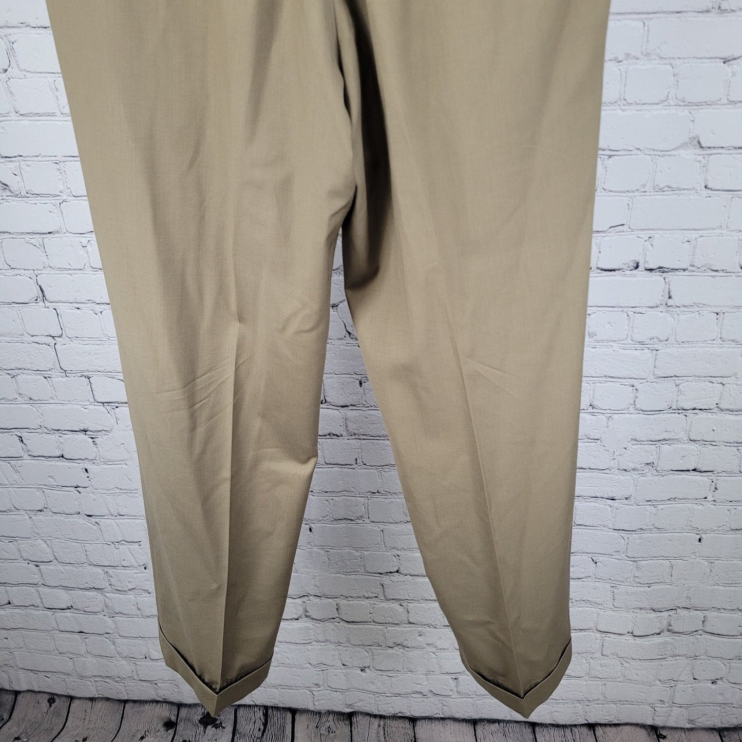 Jos A Bank Brown 100% Wool Pleated Cuffed Straight Dress Pants Size 34 (32x30.5)