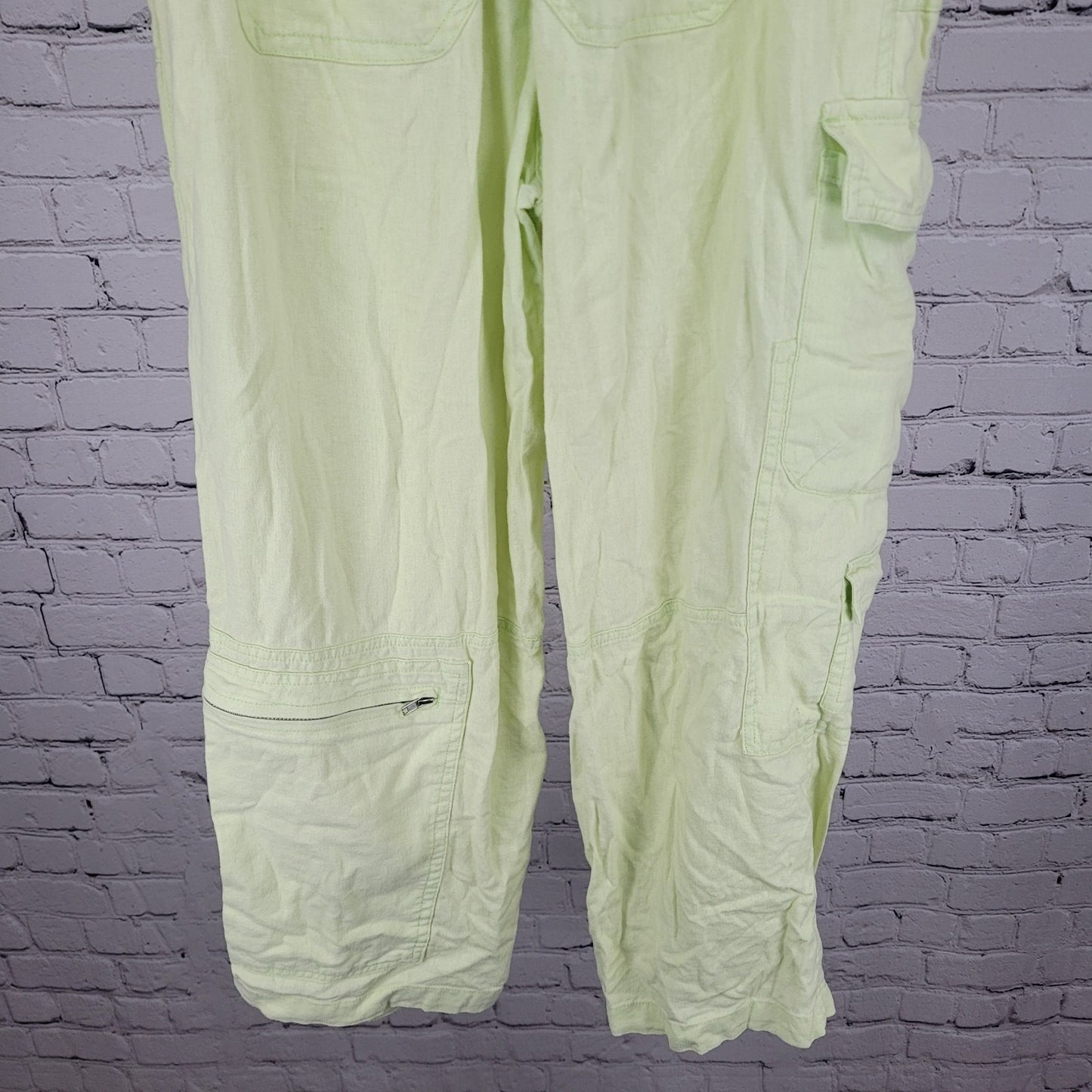 Urban Outfitters Green Linen Blend High Rise Cargo Cropped Pants Small S (26x24)