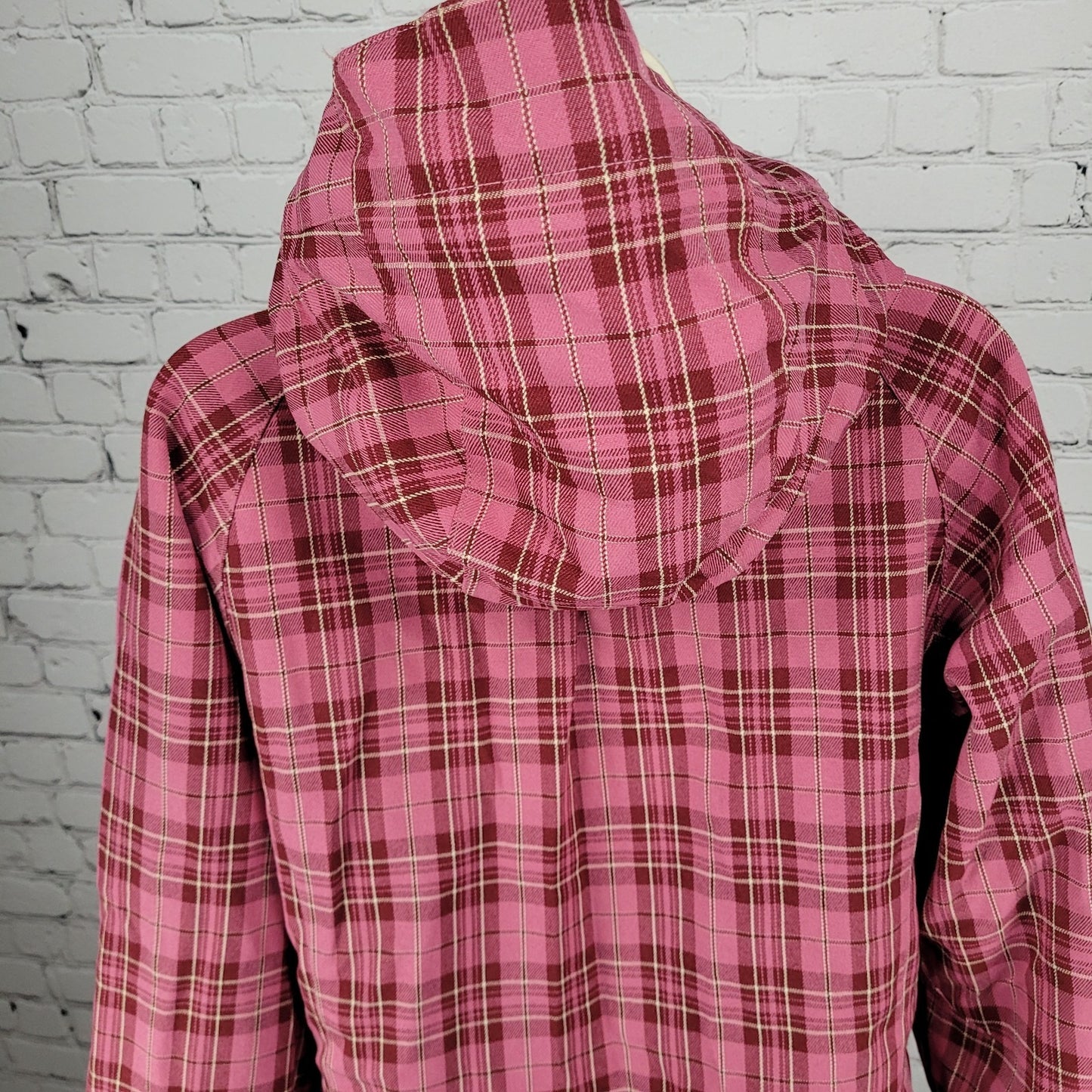 Bonfire Pink Plaid Dry Level 2 15K Waterproof Hood Snowboard Ski Jacket Medium M