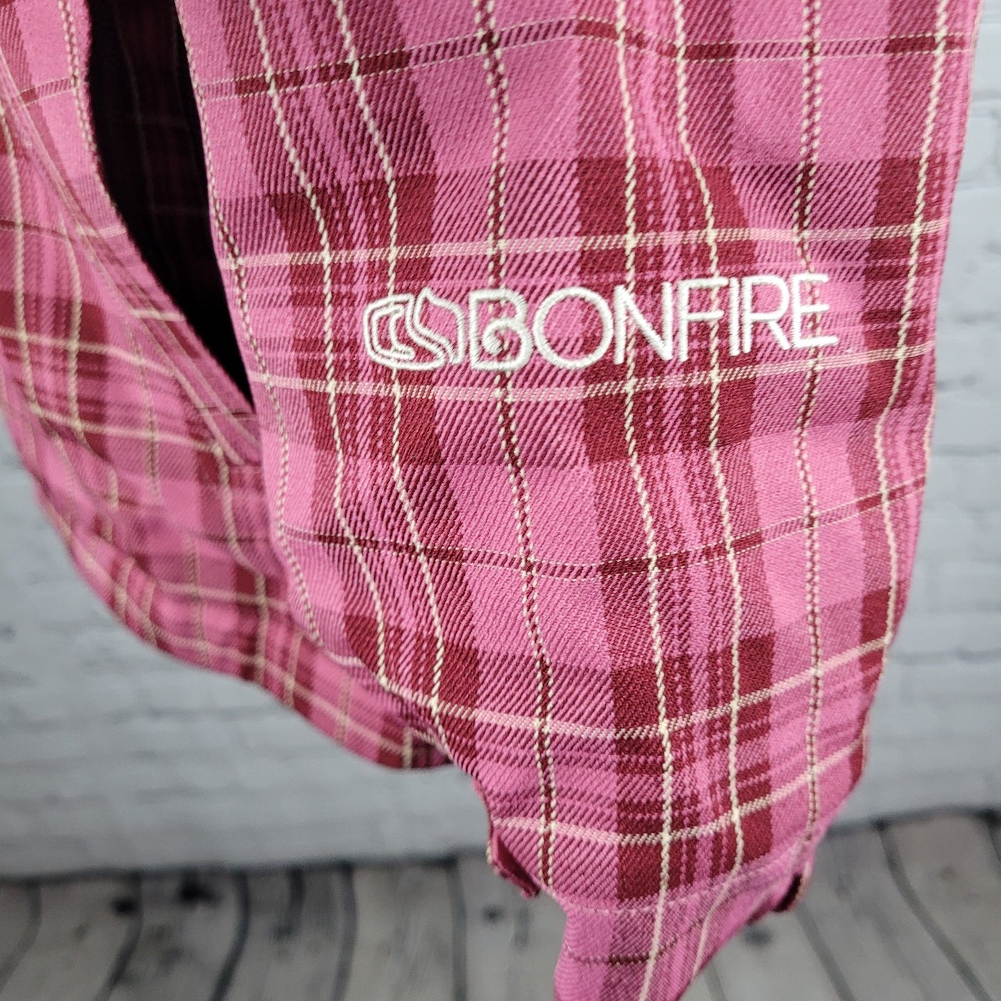 Bonfire Pink Plaid Dry Level 2 15K Waterproof Hood Snowboard Ski Jacket Medium M