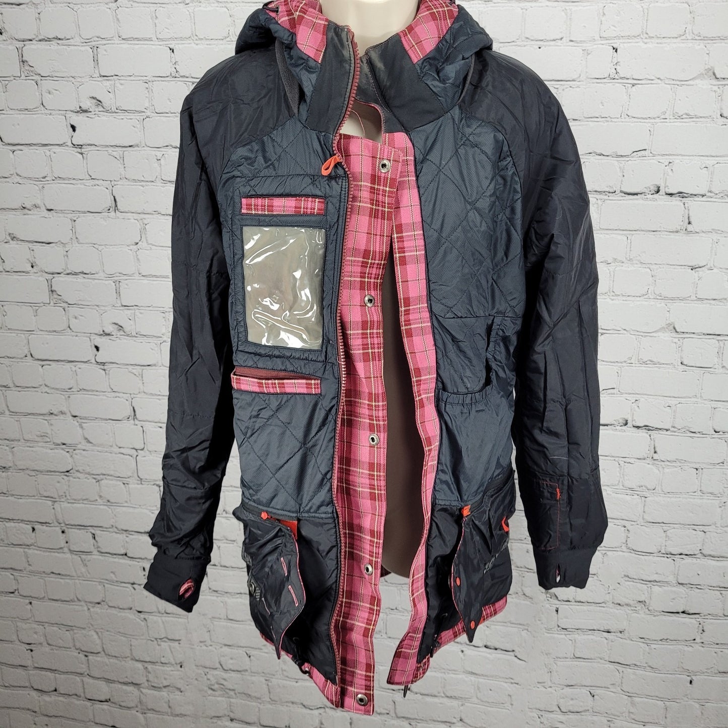 Bonfire Pink Plaid Dry Level 2 15K Waterproof Hood Snowboard Ski Jacket Medium M