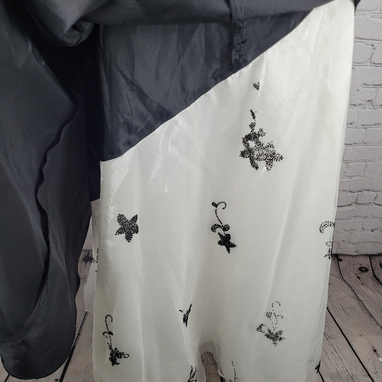 VTG Rebecca Black White Satin Beaded One Shoulder Evening Dress USA Small S