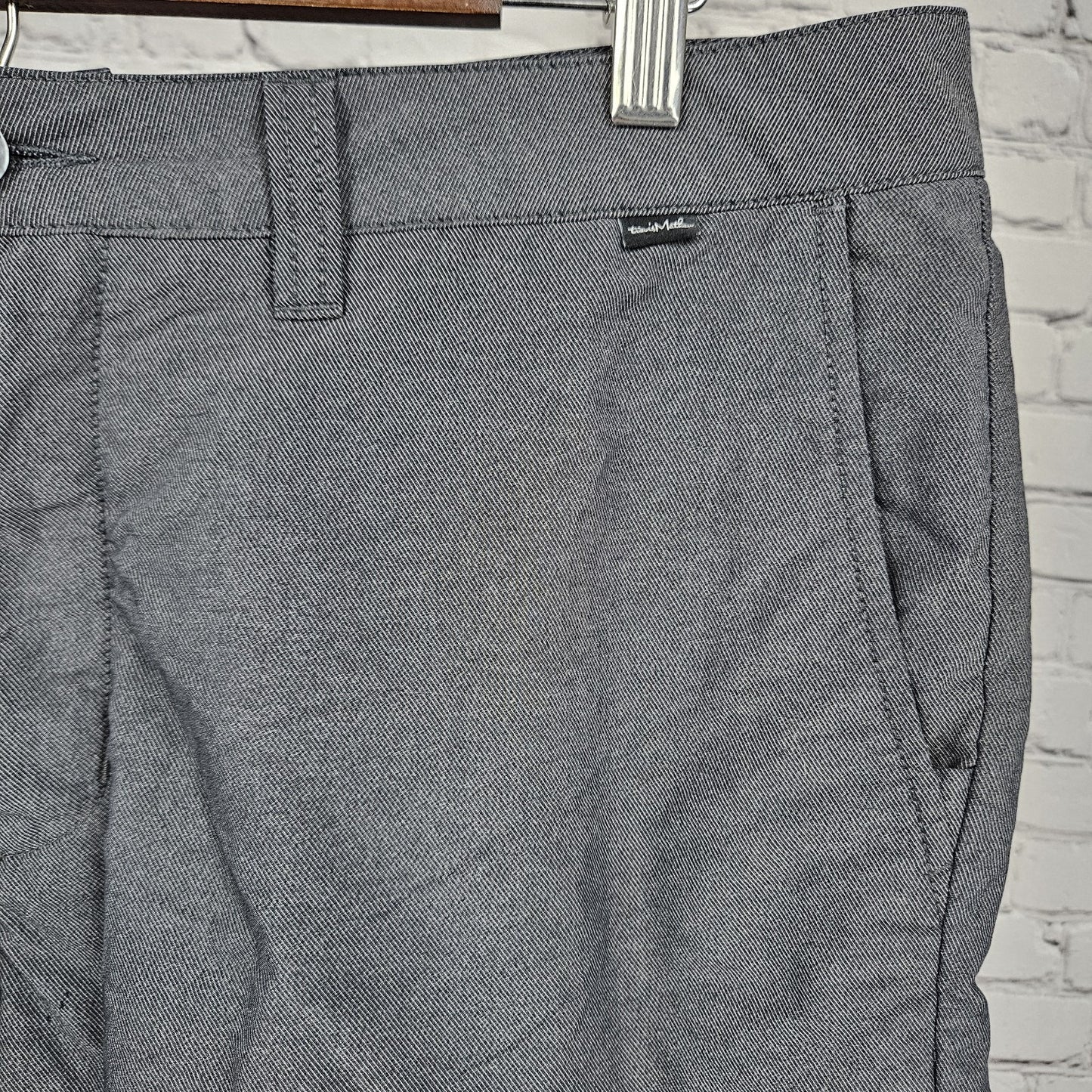 Travis Mathew Grey Casual Lightweight Stretch Golf Shorts 36 (36x10.5)