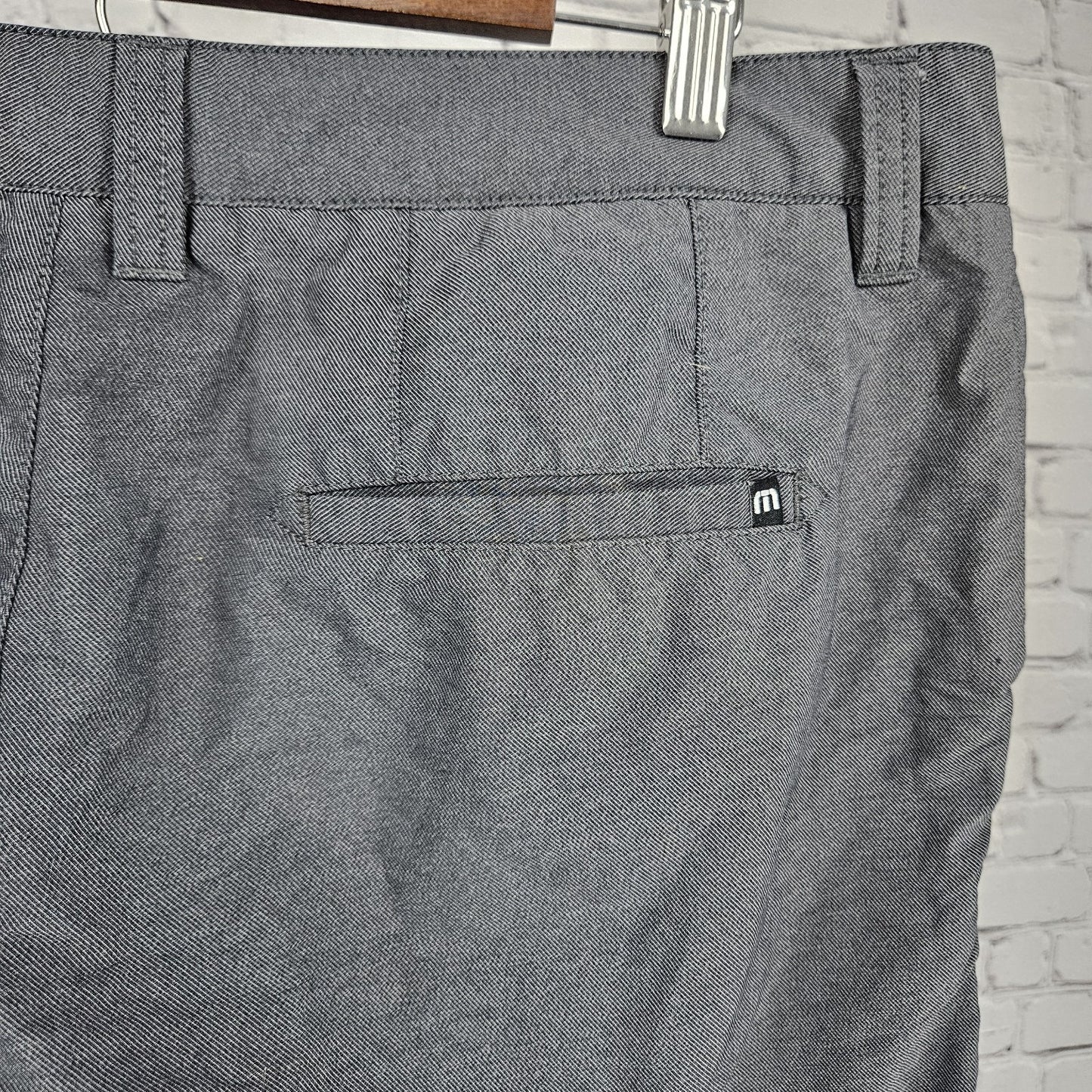 Travis Mathew Grey Casual Lightweight Stretch Golf Shorts 36 (36x10.5)