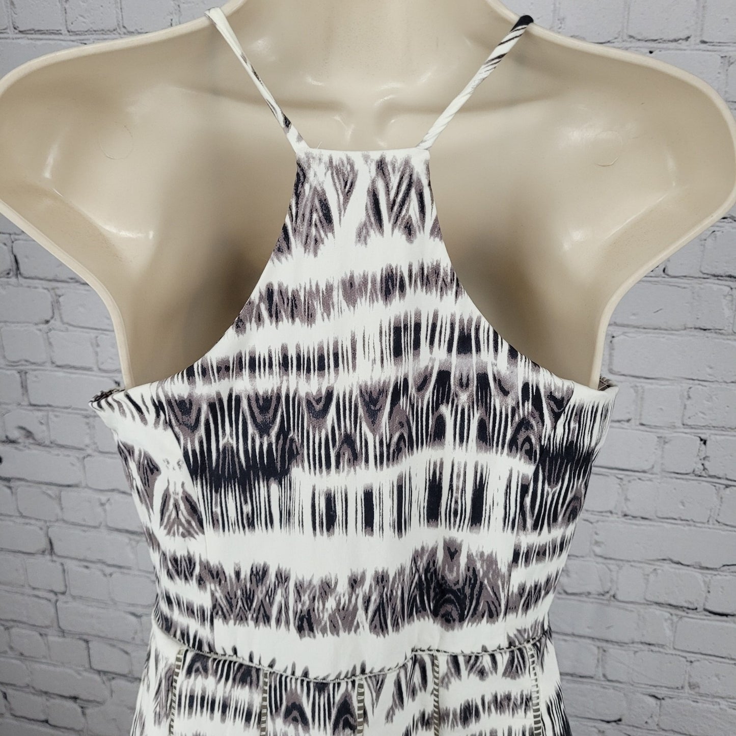 Parker White & Grey Print Strappy Fit & Flare Lined Stretch Dress Size Medium M