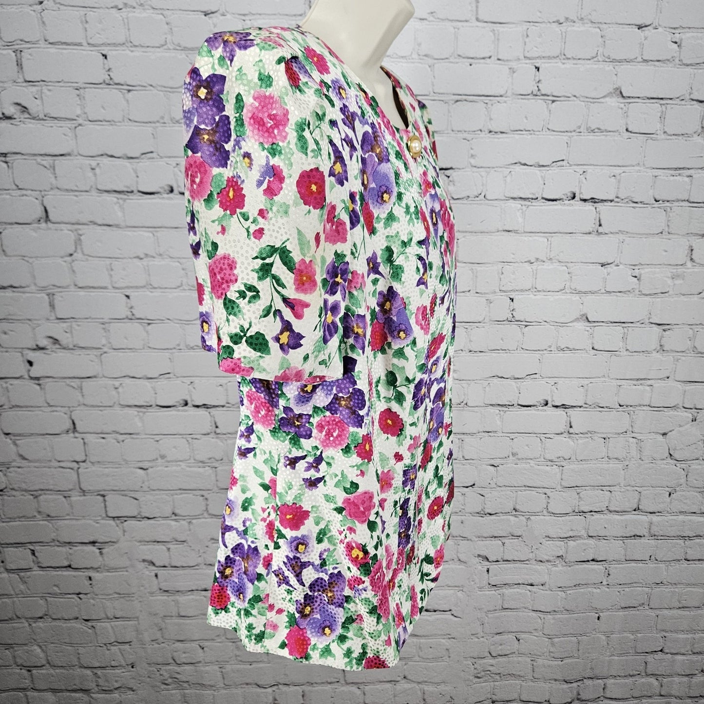 VTG Maggy London Multicolor 100% Silk Floral Buttoned Lined Puff Sleeve Top 16