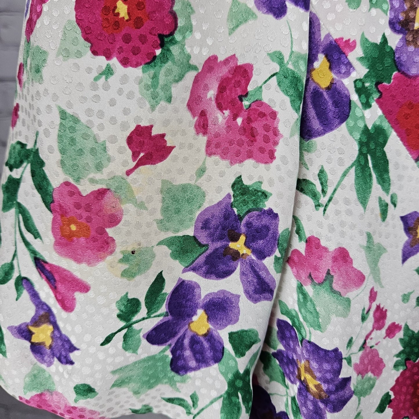 VTG Maggy London Multicolor 100% Silk Floral Buttoned Lined Puff Sleeve Top 16