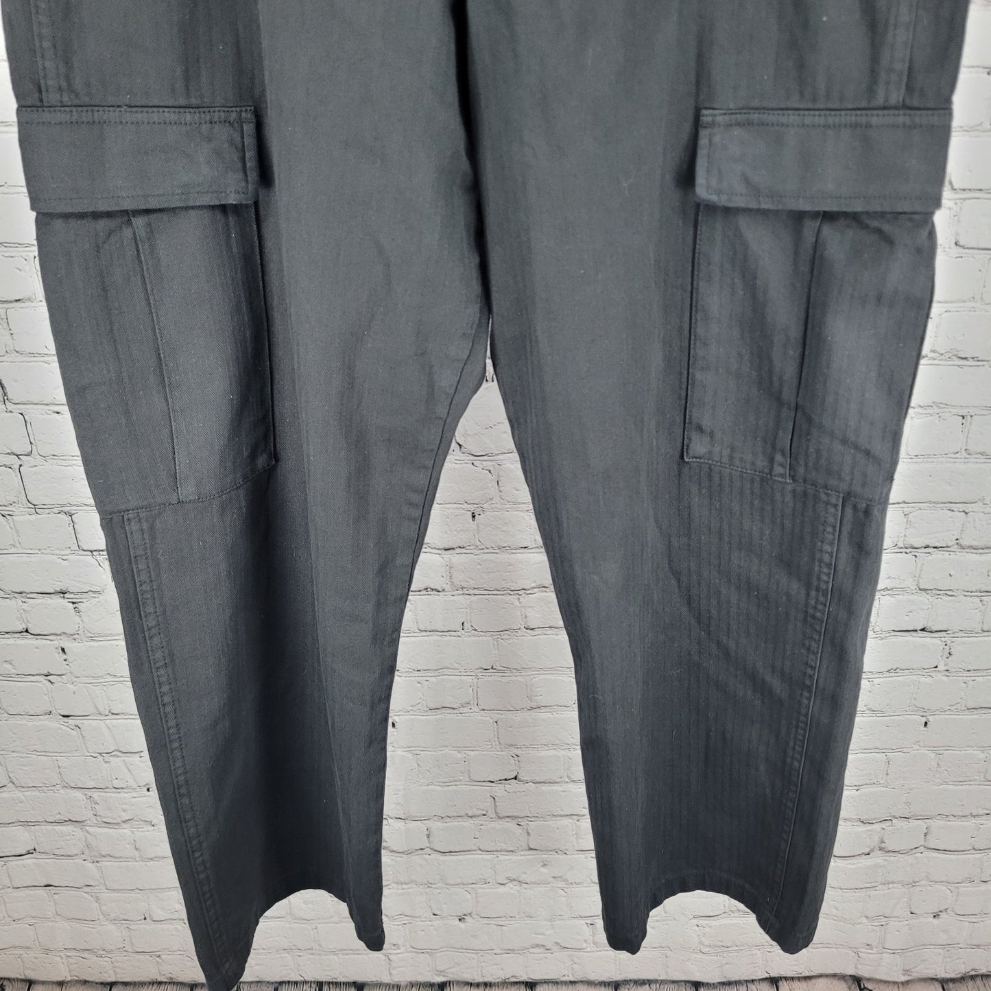 NWT WAX London Black 100% Organic Cotton Cargo Straight Leg Pants 34 (32x30)
